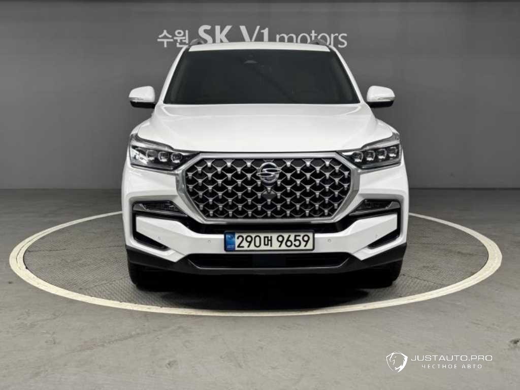 Автомобиль KG_Mobility_Ssangyong Rexton