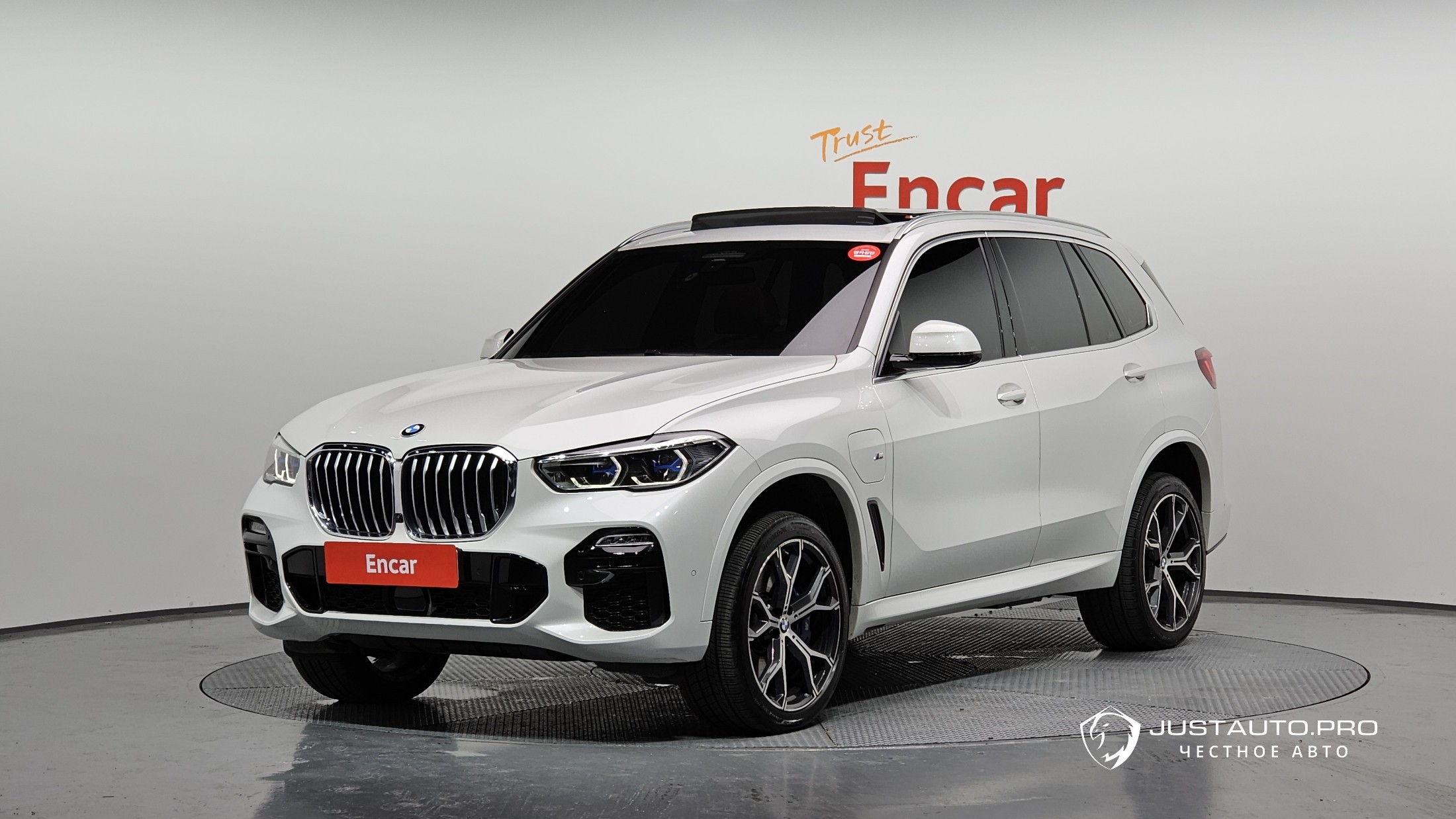 Автомобиль BMW X5