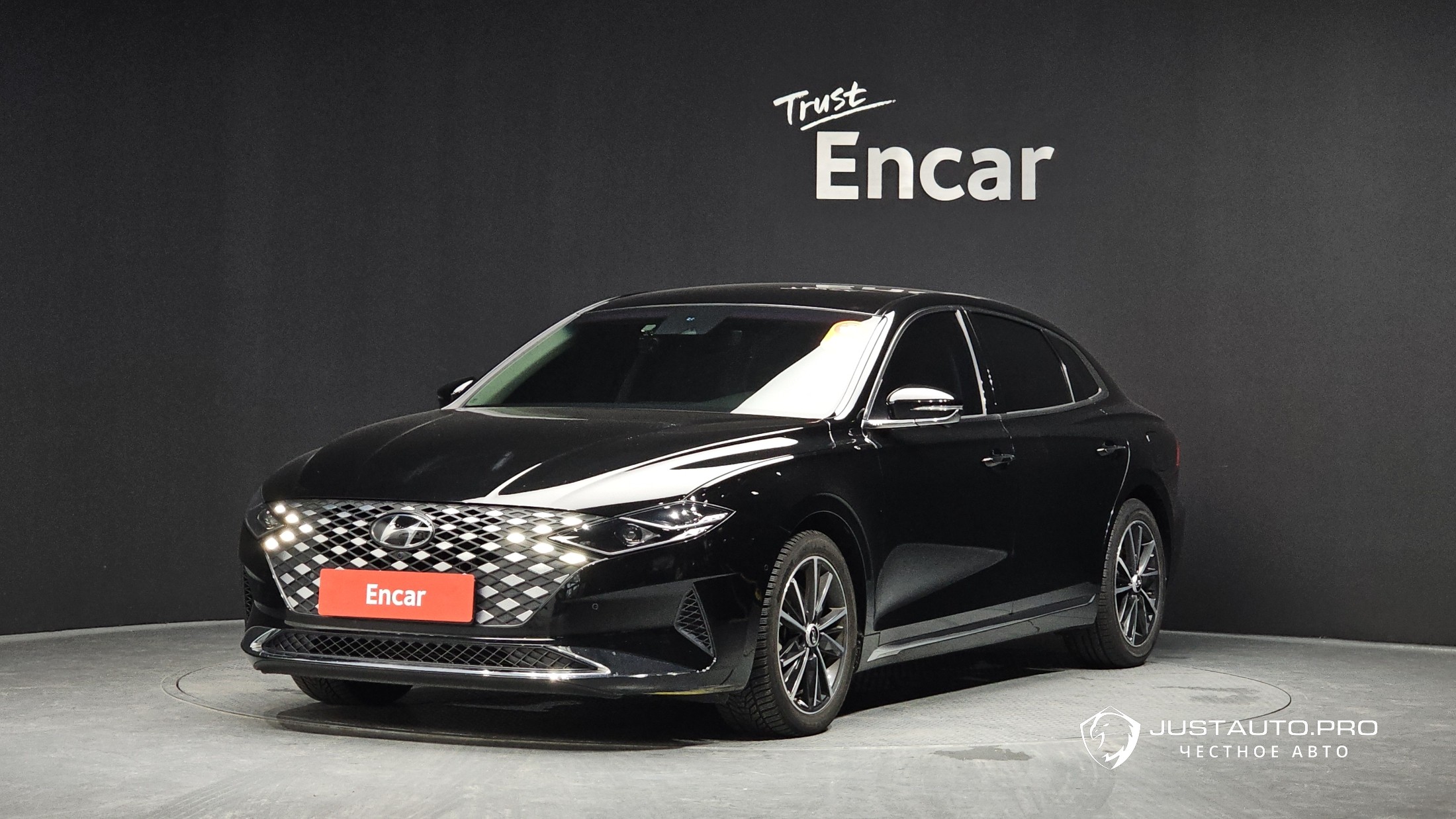 Автомобиль Hyundai Grandeur