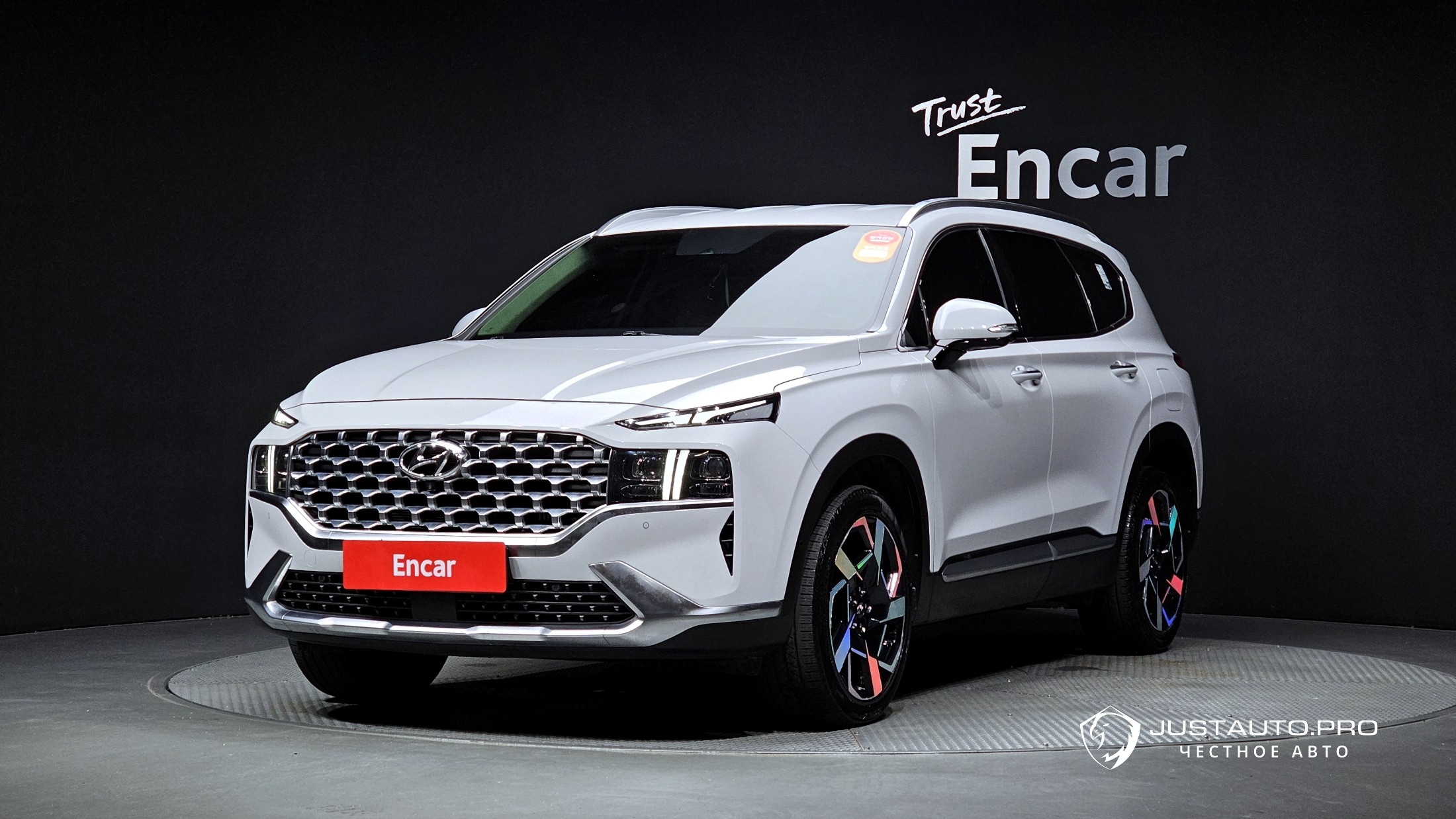 Автомобиль Hyundai Santafe