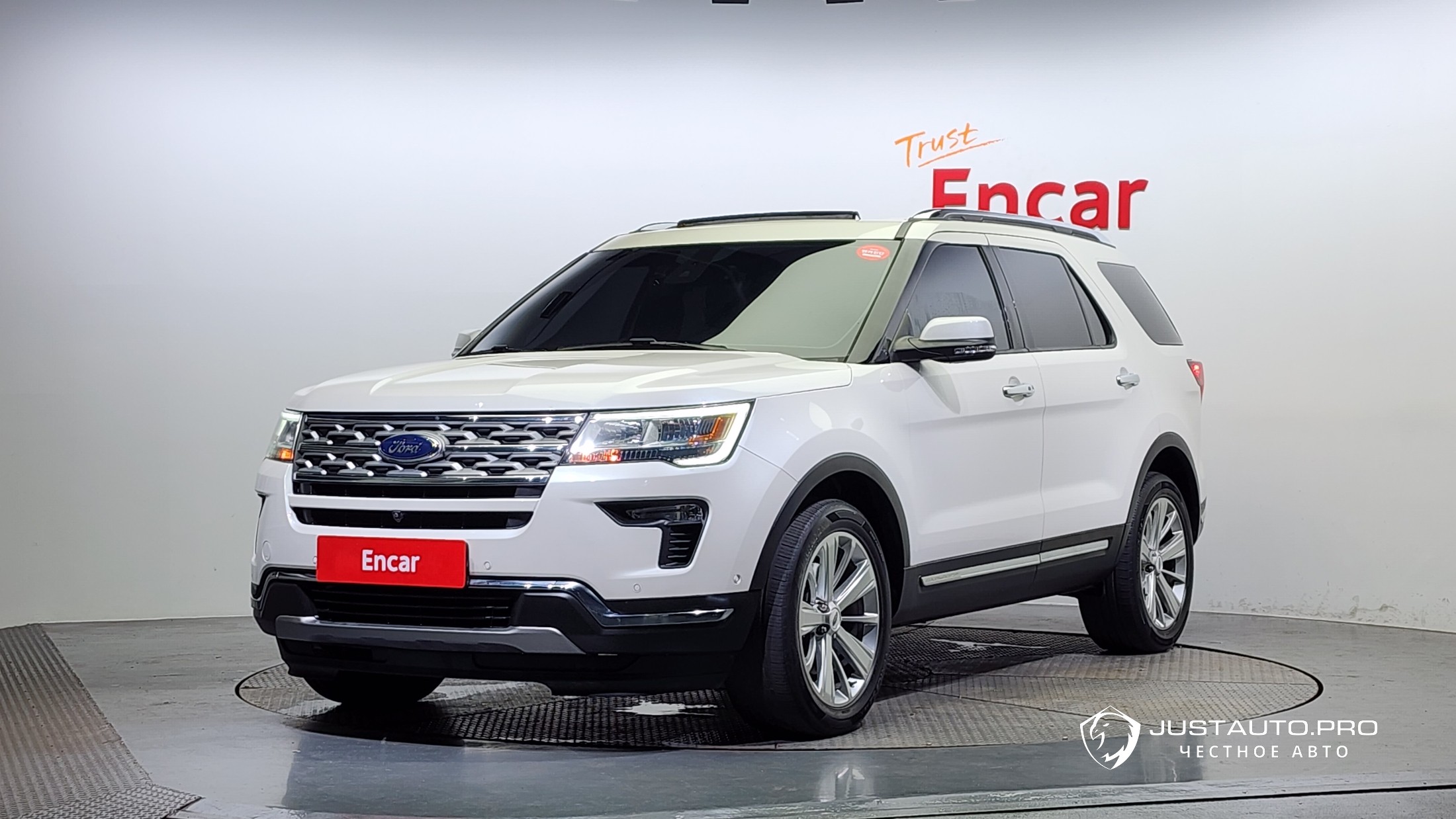 Автомобиль Ford Explorer