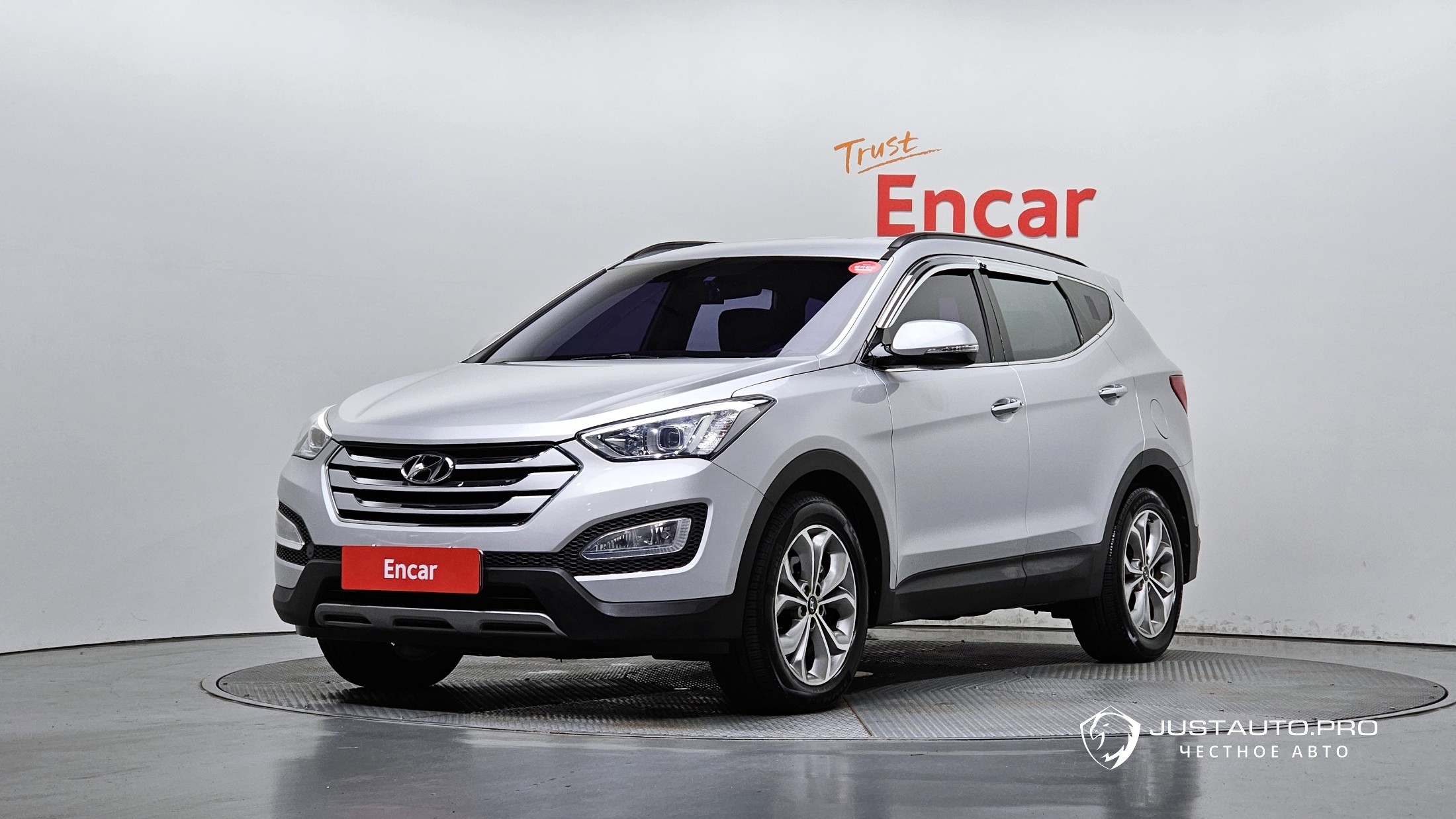 Автомобиль Hyundai Santafe