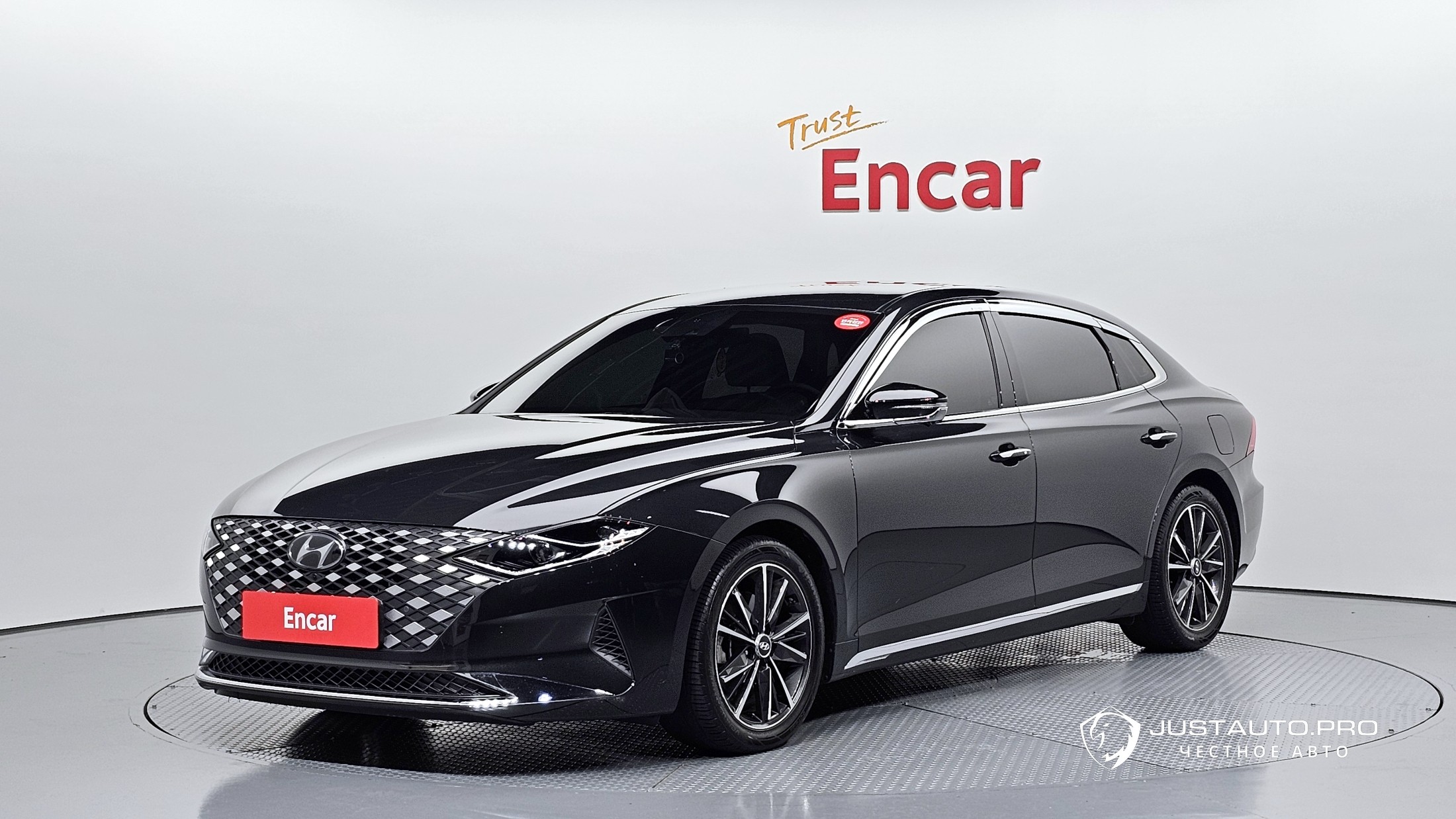 Автомобиль Hyundai Grandeur