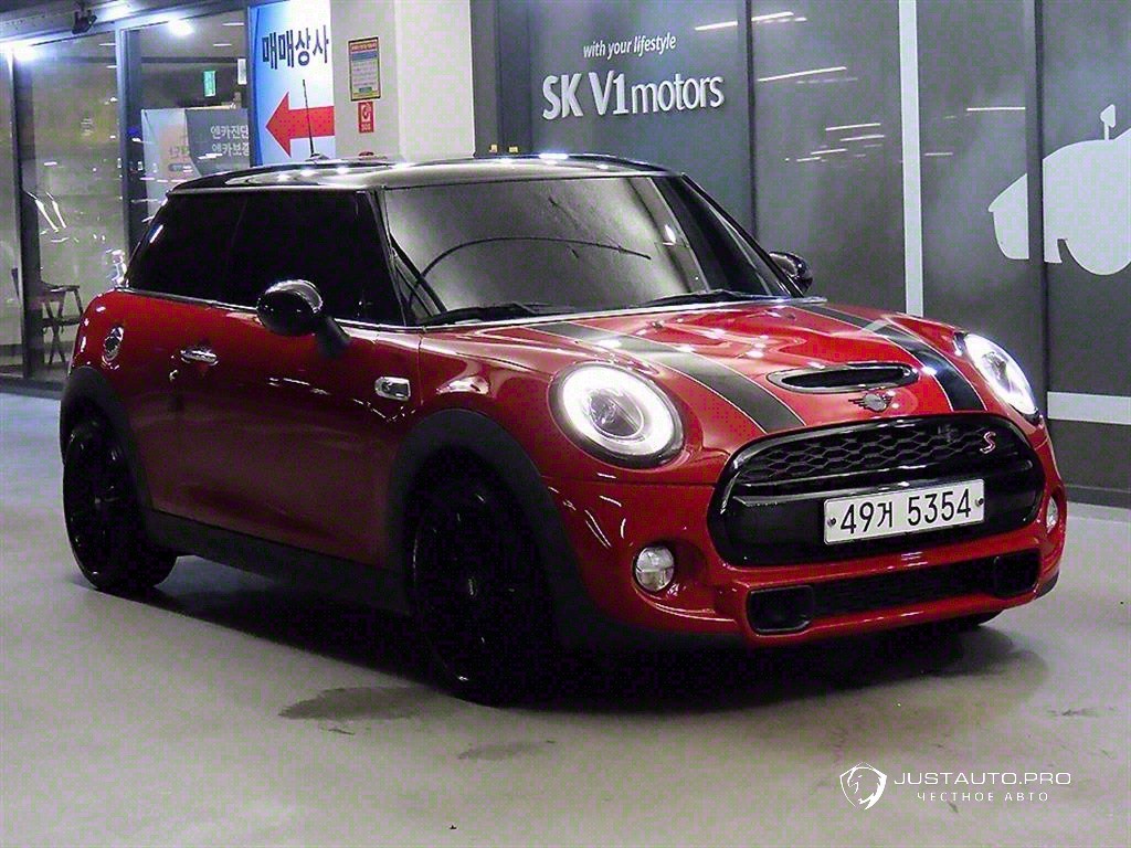 Автомобиль Mini Cooper