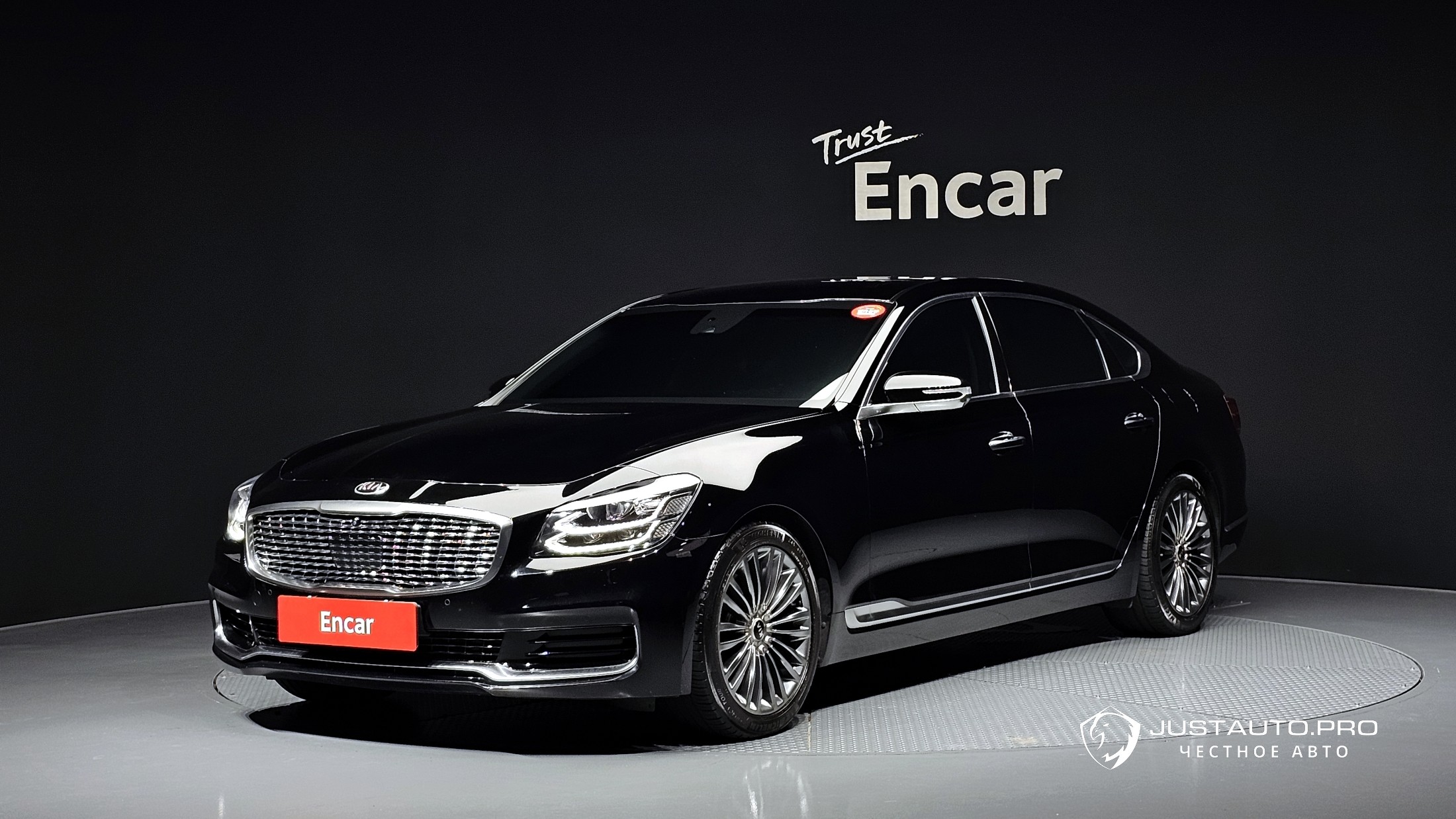 Автомобиль Kia K9