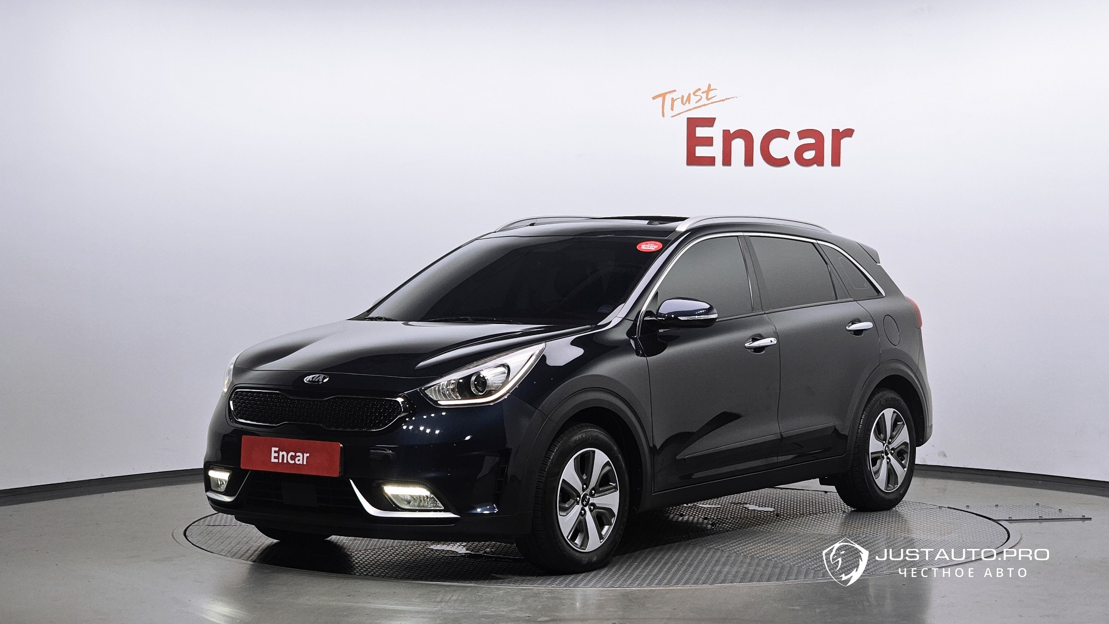 Автомобиль Kia Niro