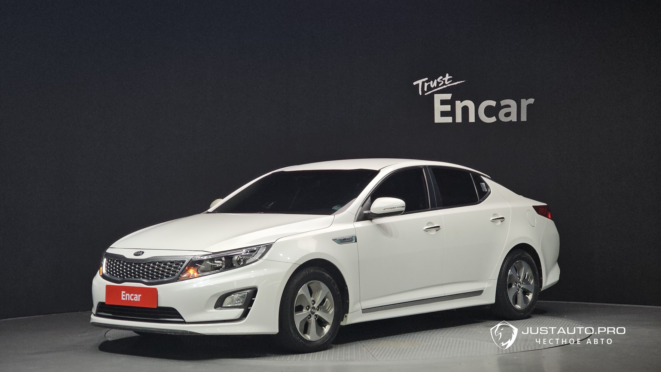 Автомобиль Kia K5