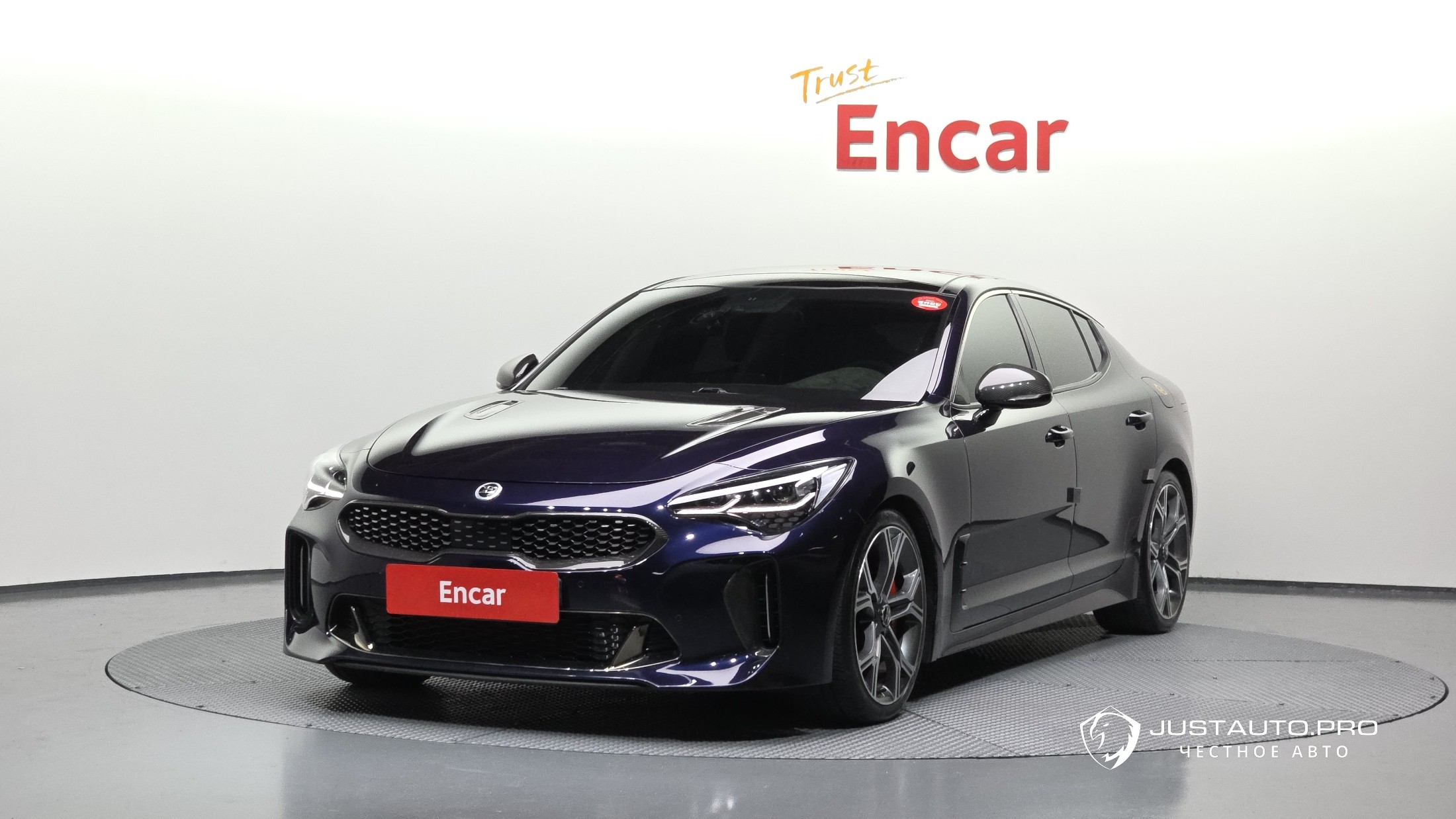 Автомобиль Kia Stinger