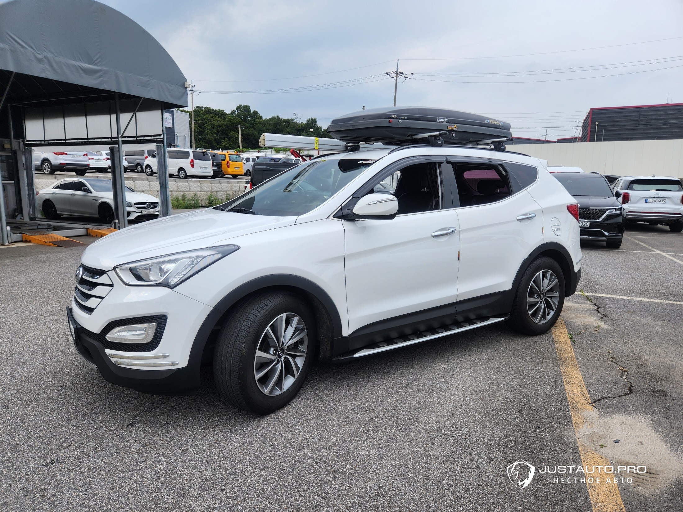 Автомобиль Hyundai Santafe