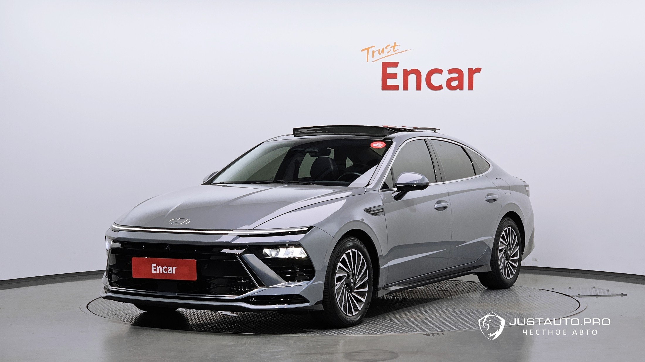Автомобиль Hyundai Sonata