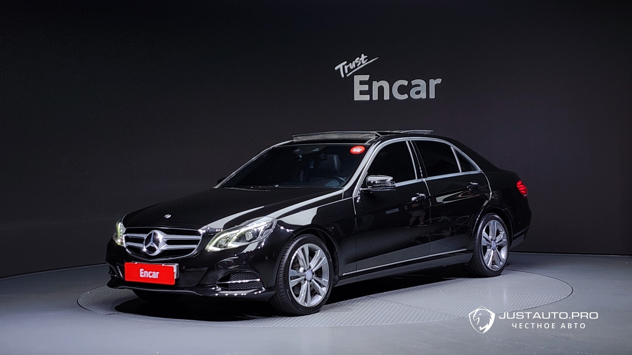 Автомобиль Mercedes-Benz E-Class