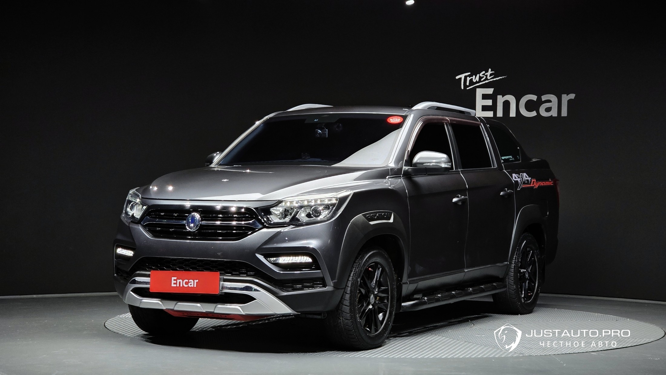Автомобиль KG_Mobility_Ssangyong Rexton