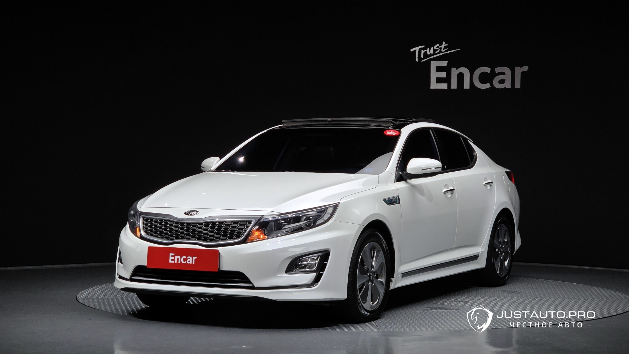 Автомобиль Kia K5