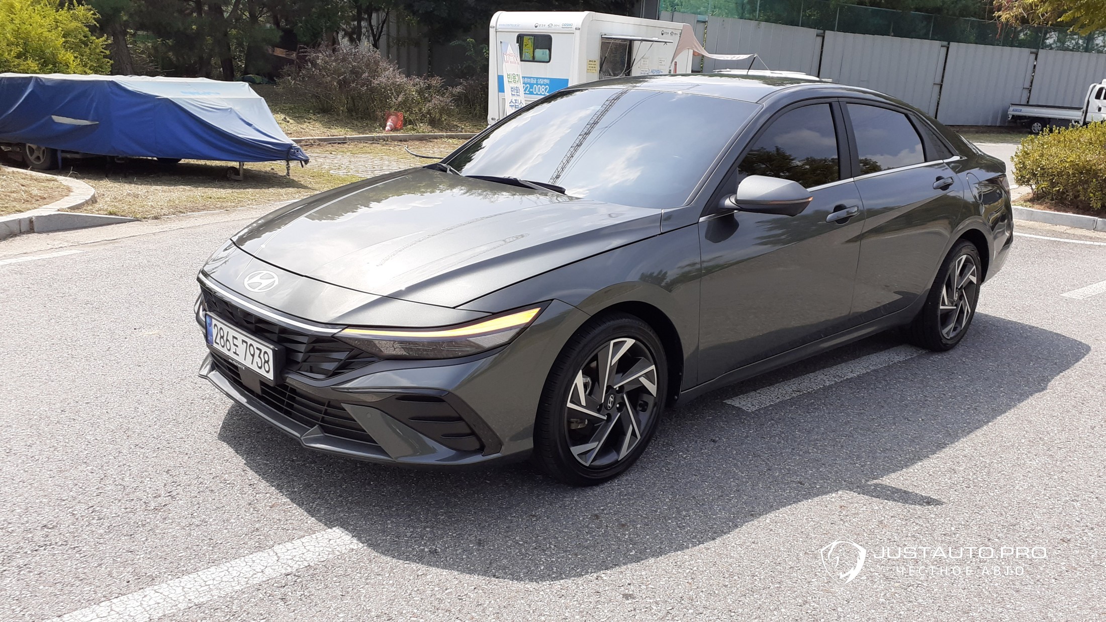 Автомобиль Hyundai AVANTE