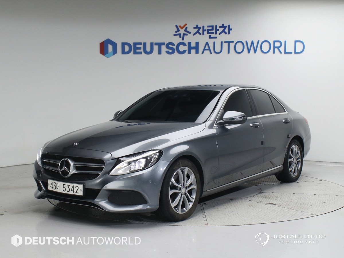 Автомобиль Mercedes-Benz C-Class