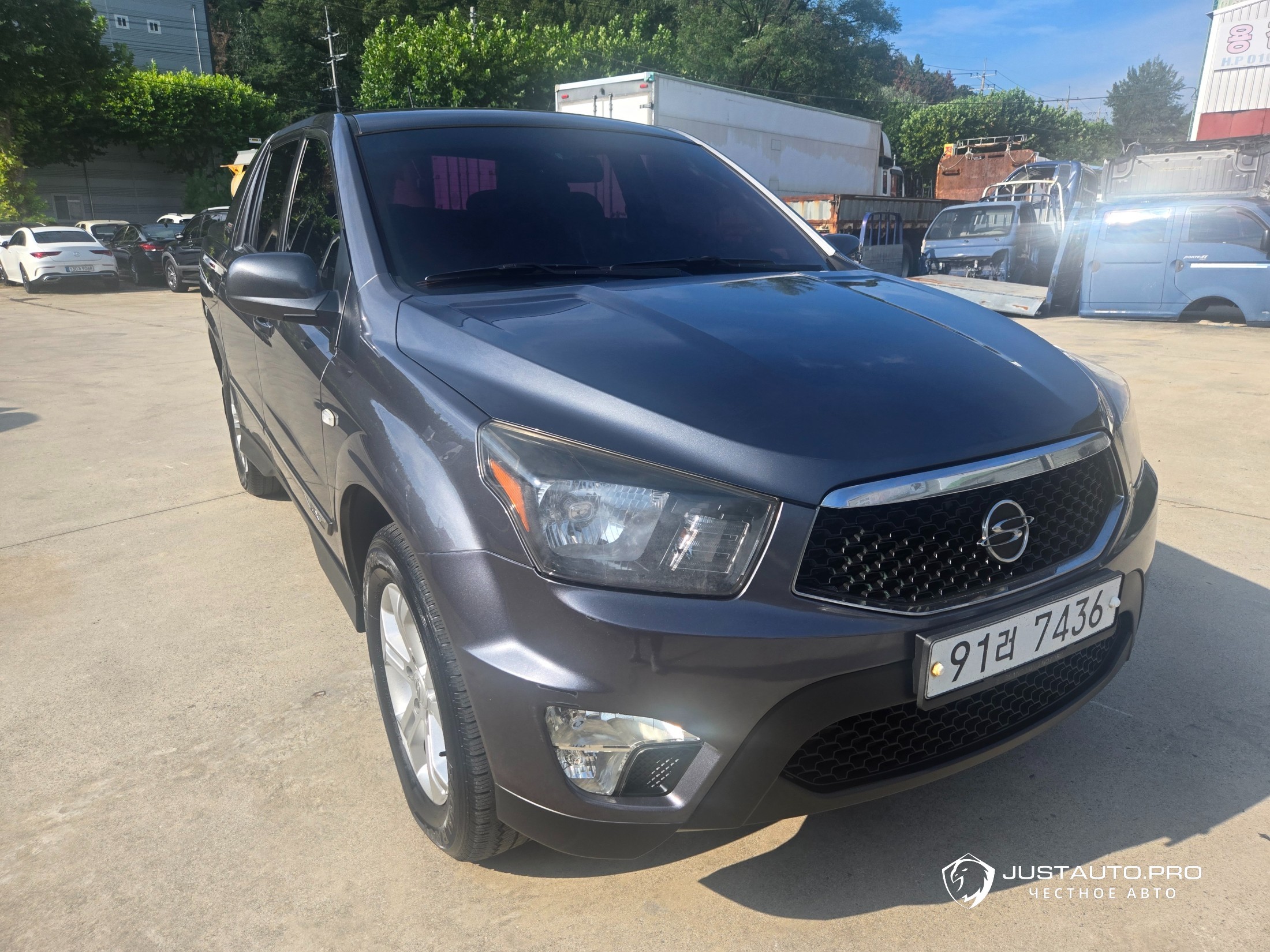 Автомобиль KG_Mobility_Ssangyong KORANDO