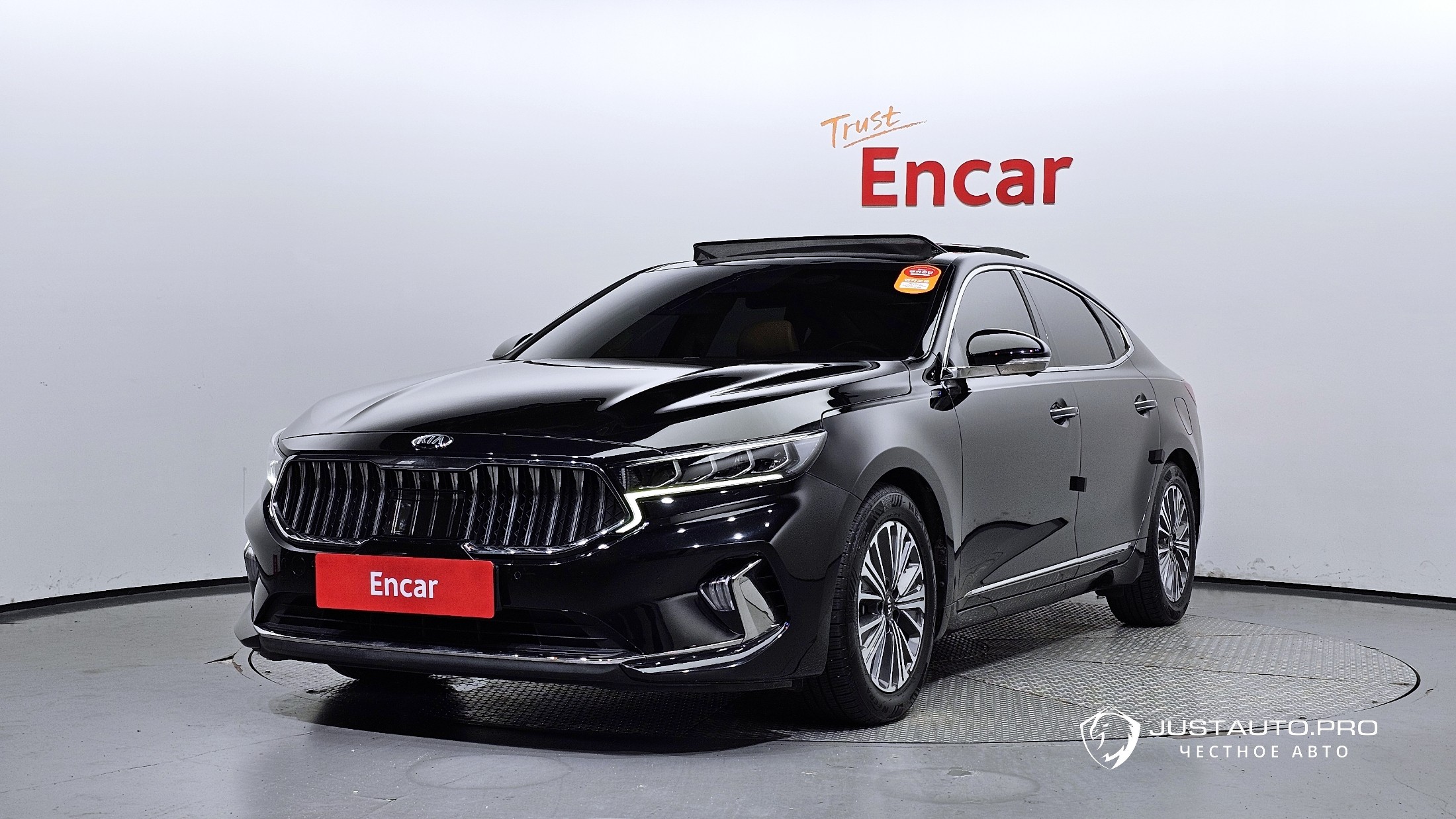 Автомобиль Kia K7