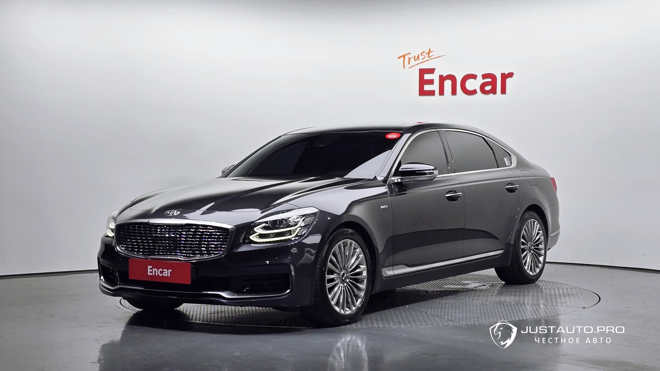 Автомобиль Kia K9