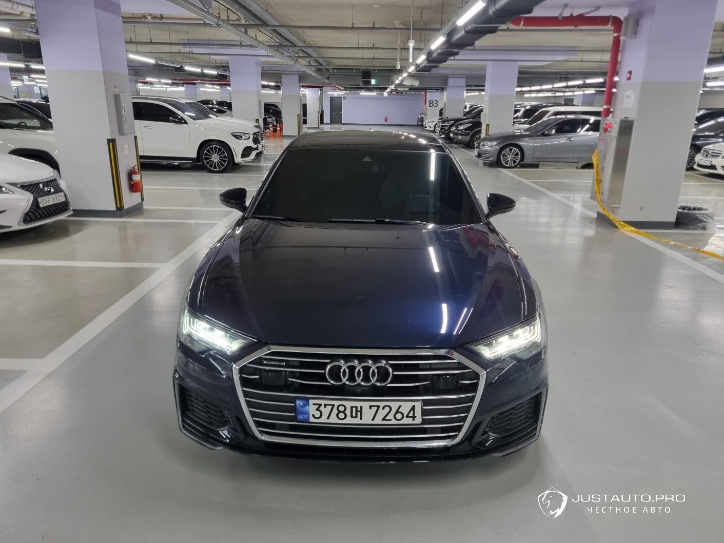 Автомобиль Audi A6