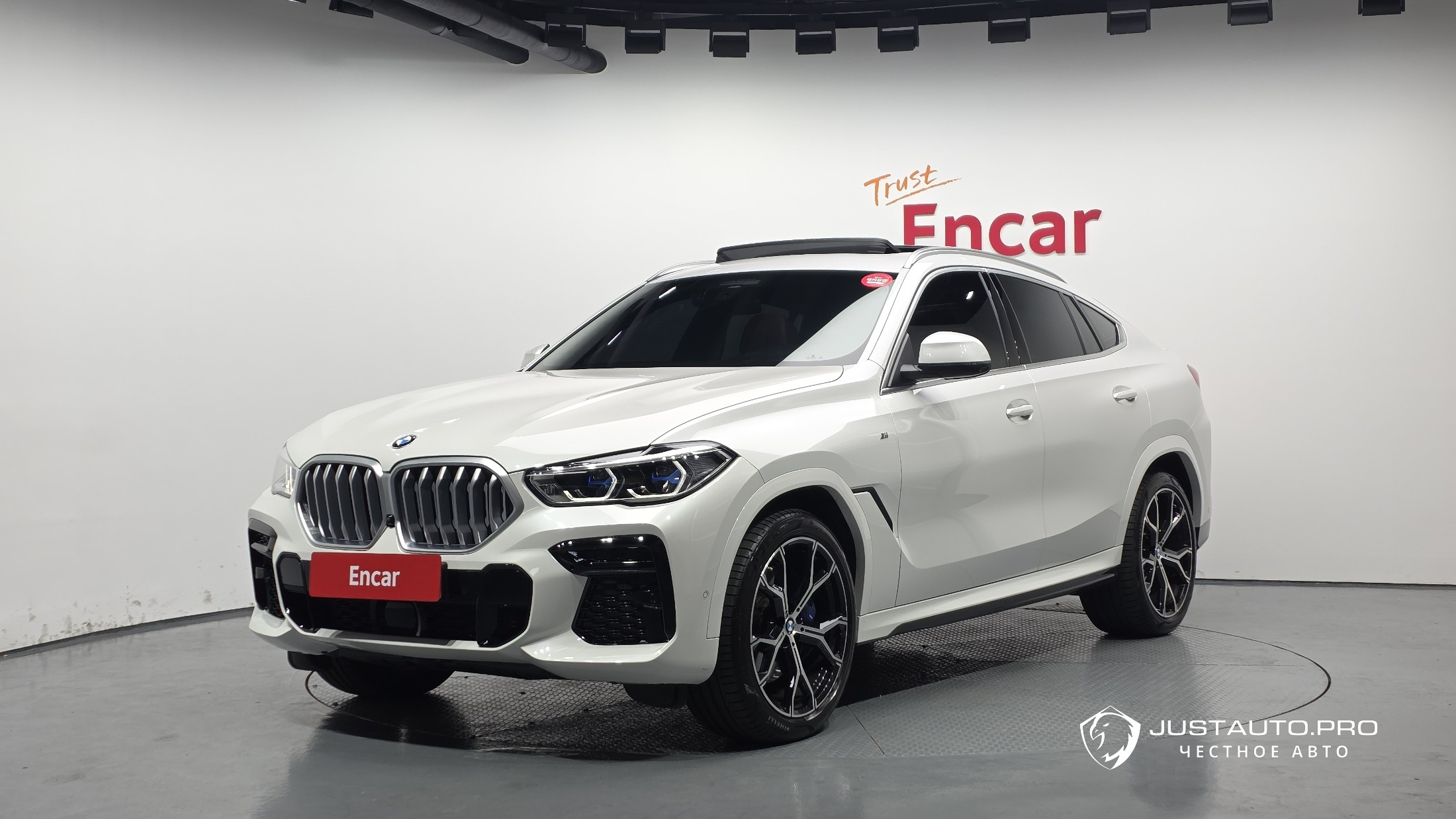 Автомобиль BMW X6