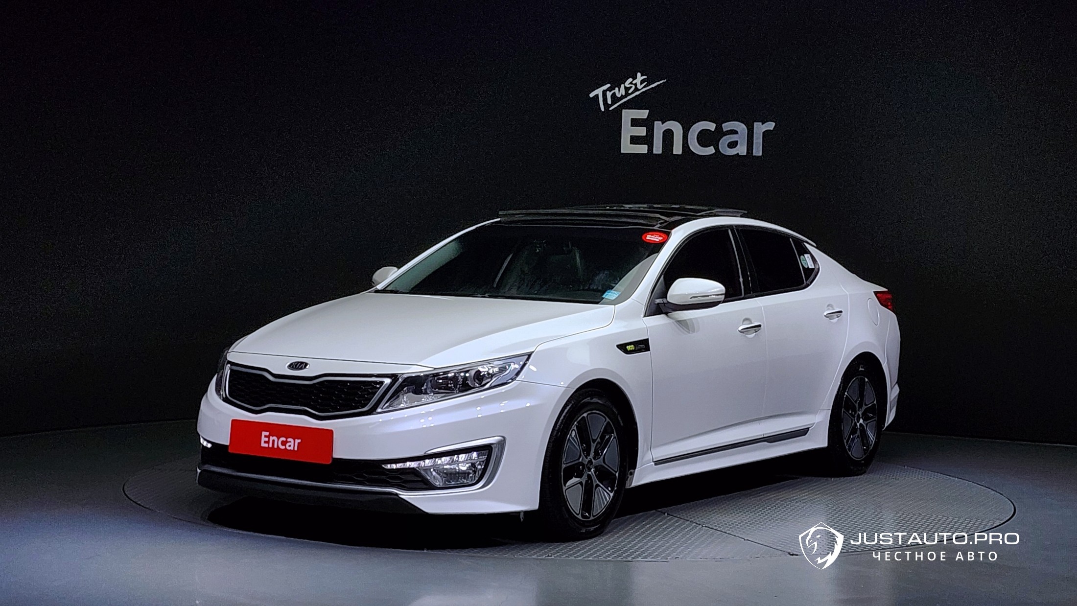 Автомобиль Kia K5