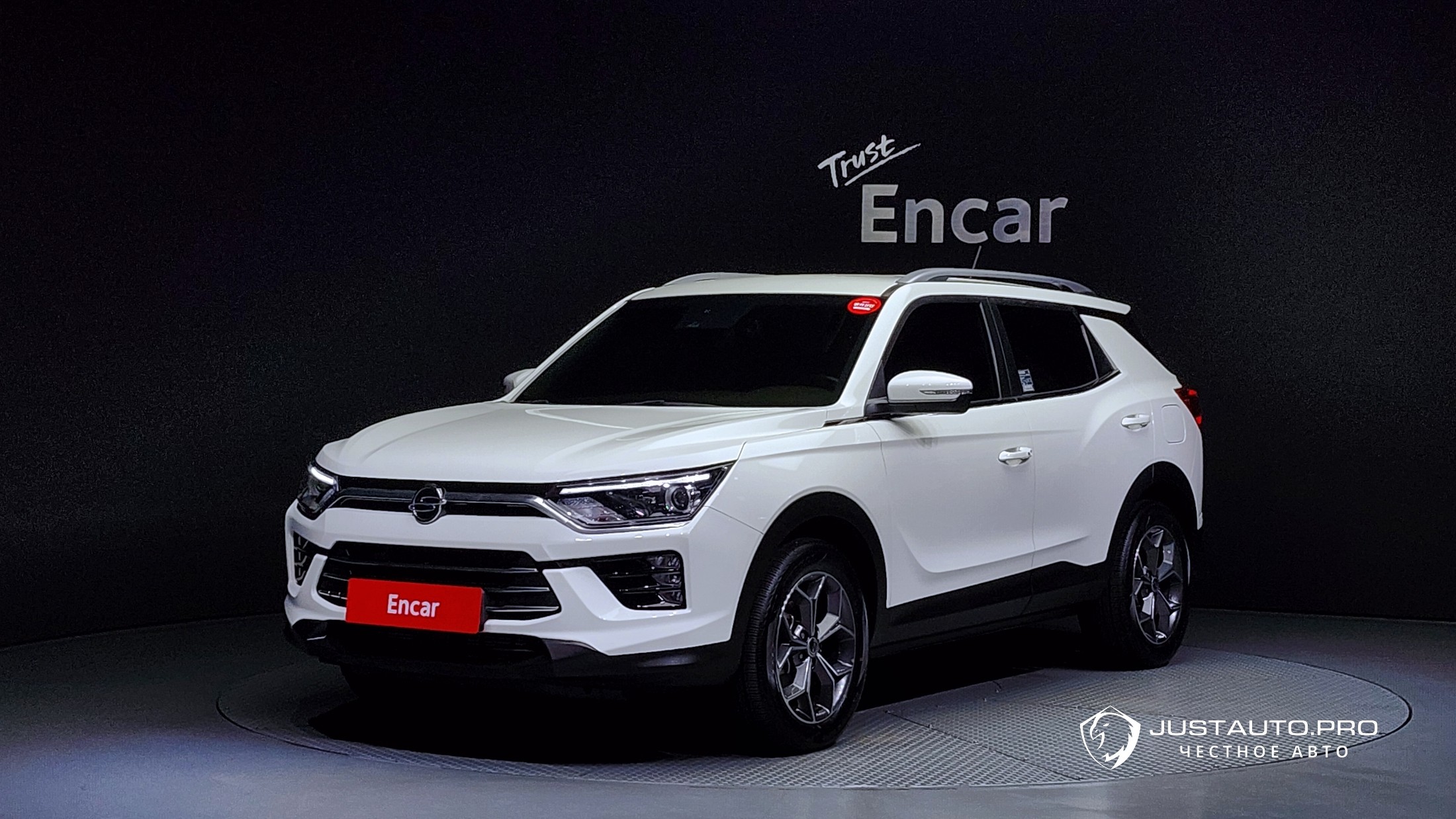 Автомобиль KG_Mobility_Ssangyong KORANDO