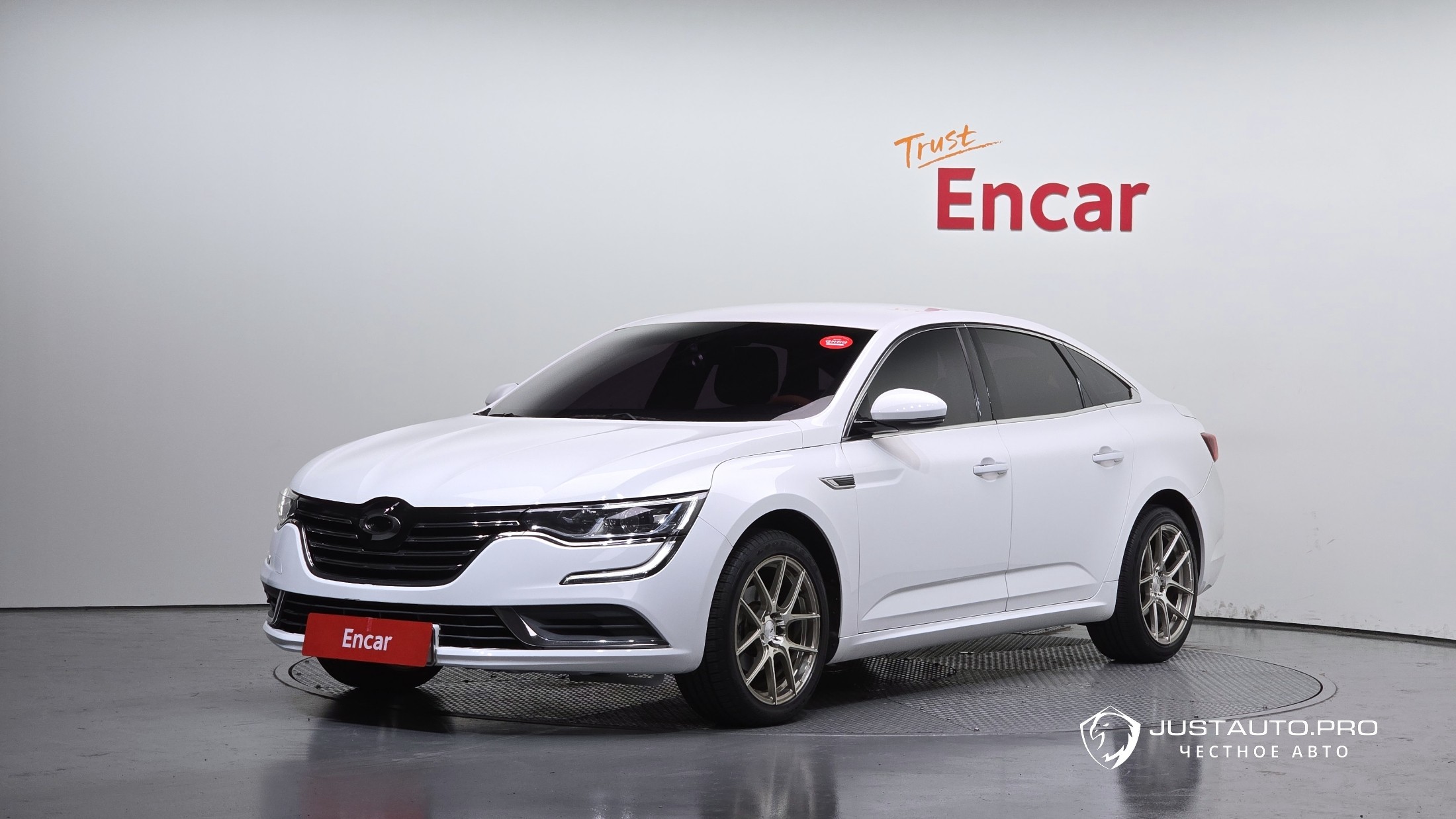 Автомобиль Renault-KoreaSamsung SM6