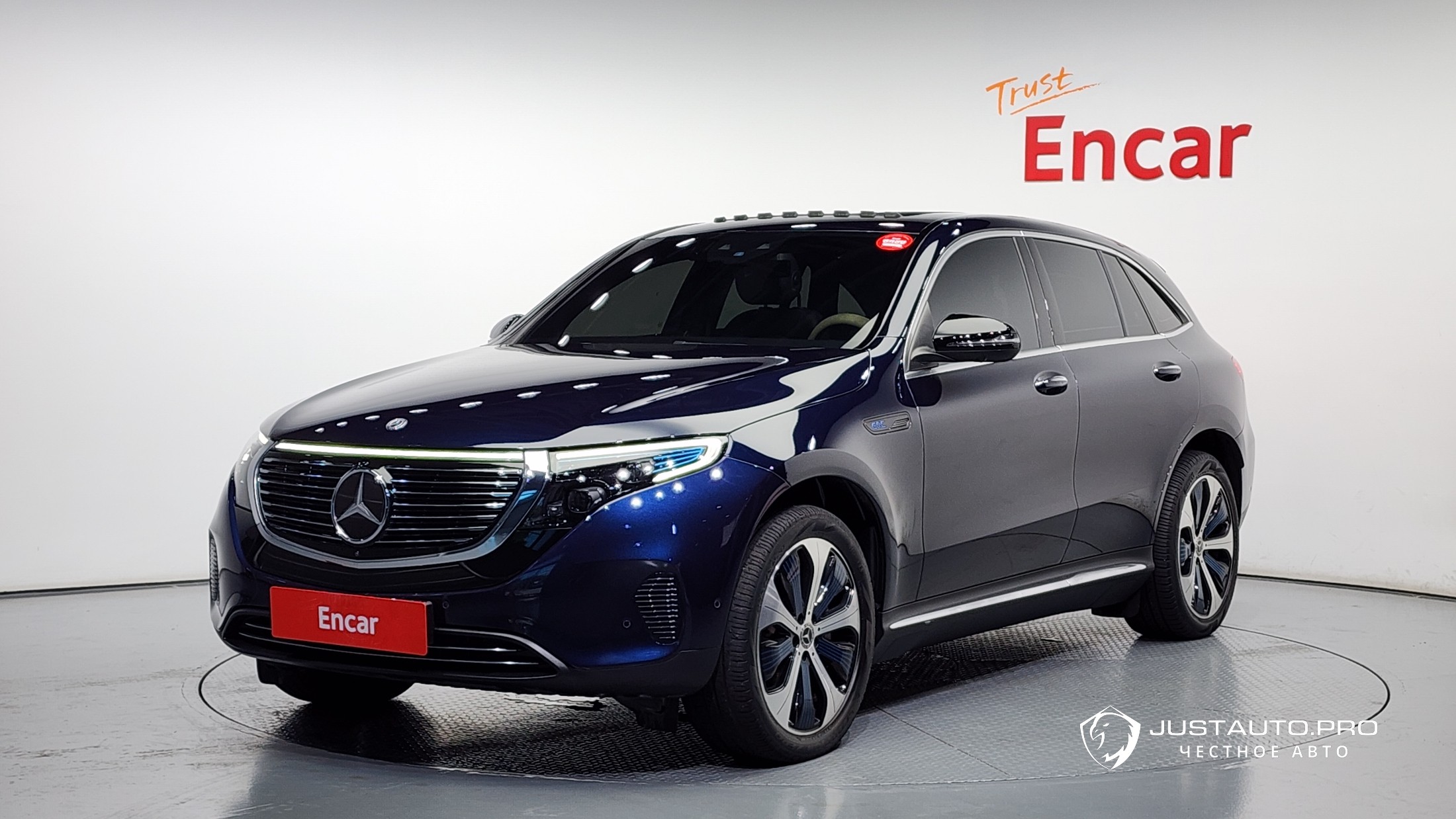 Автомобиль Mercedes-Benz EQC