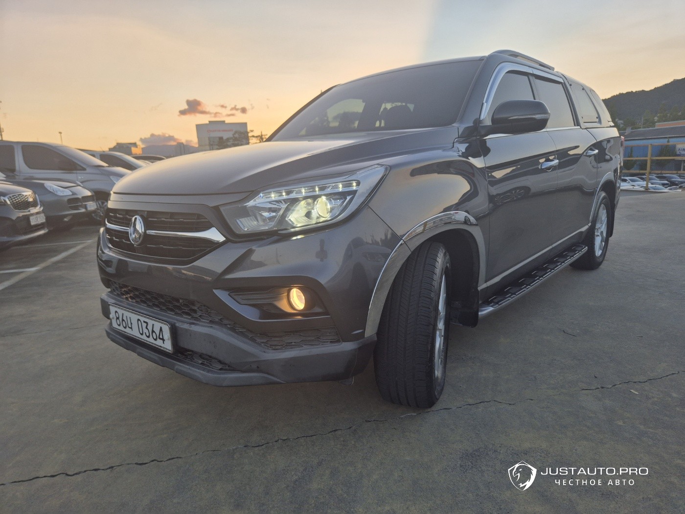 Автомобиль KG_Mobility_Ssangyong Rexton