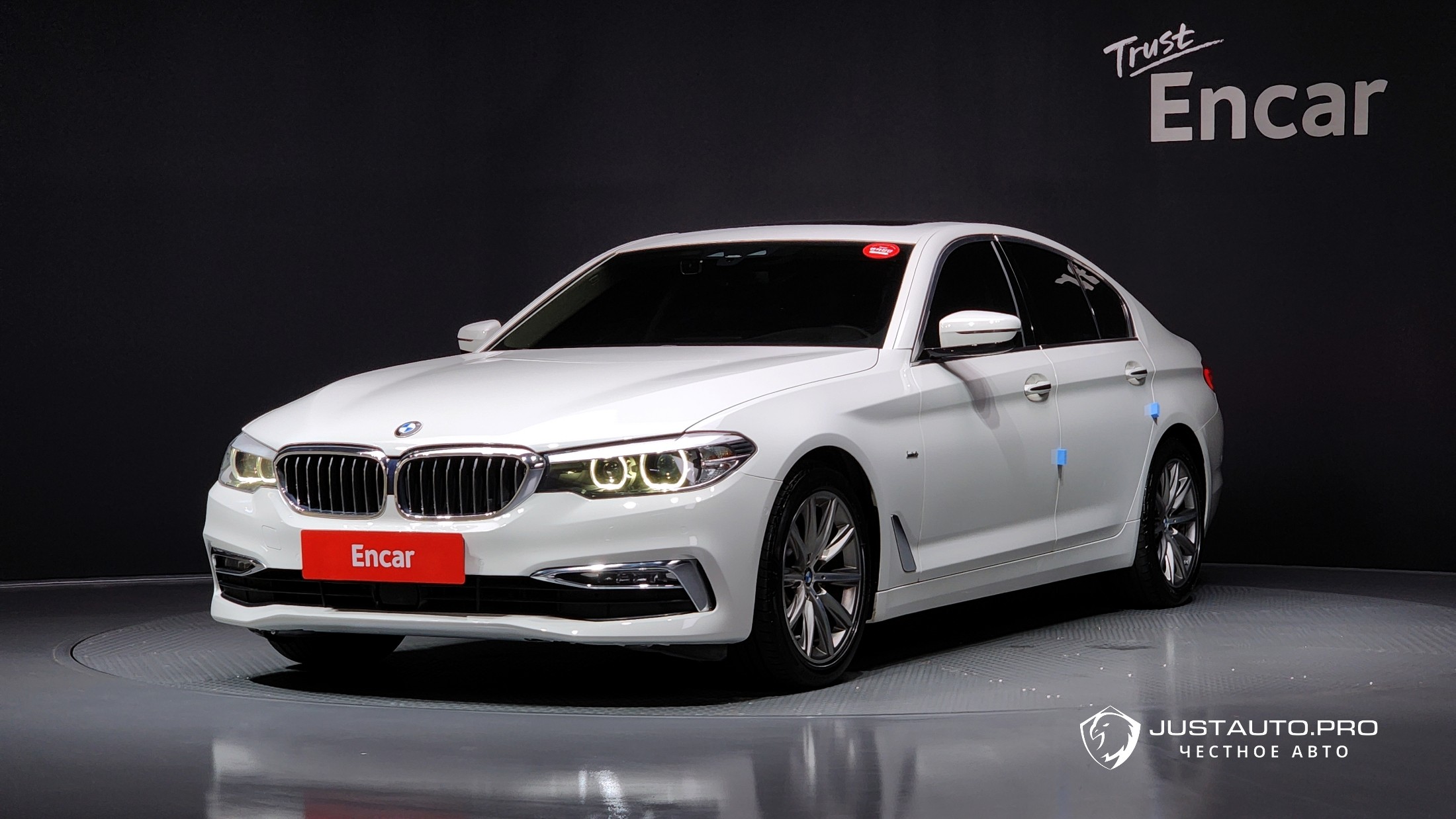 Автомобиль BMW 5-Series