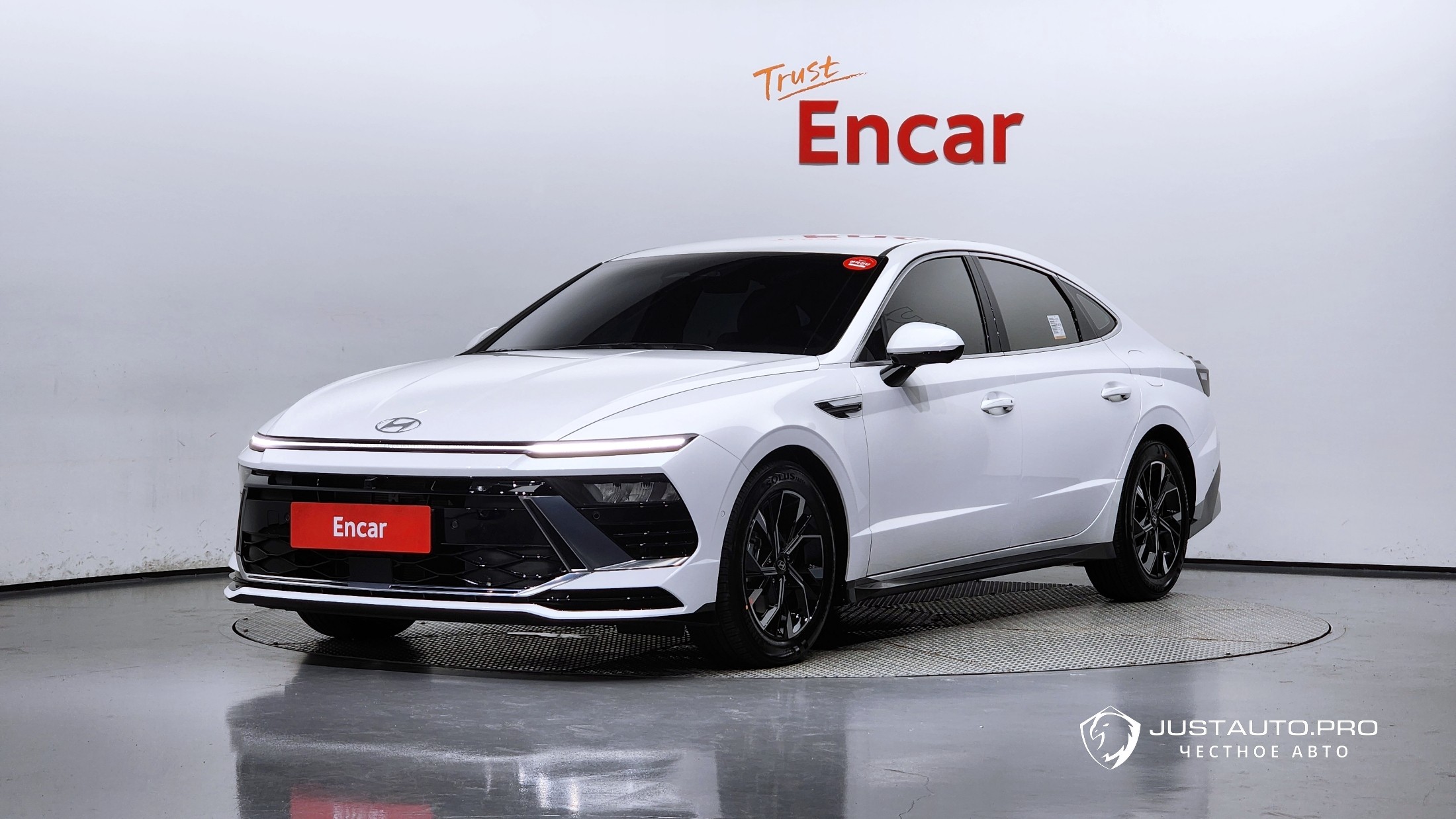 Автомобиль Hyundai Sonata