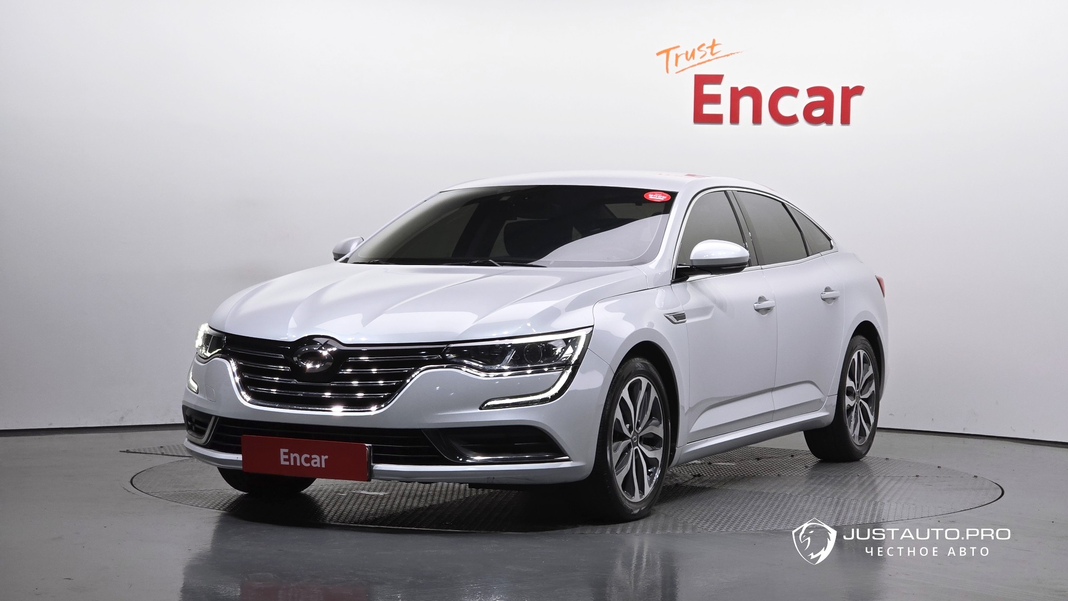 Автомобиль Renault-KoreaSamsung SM6