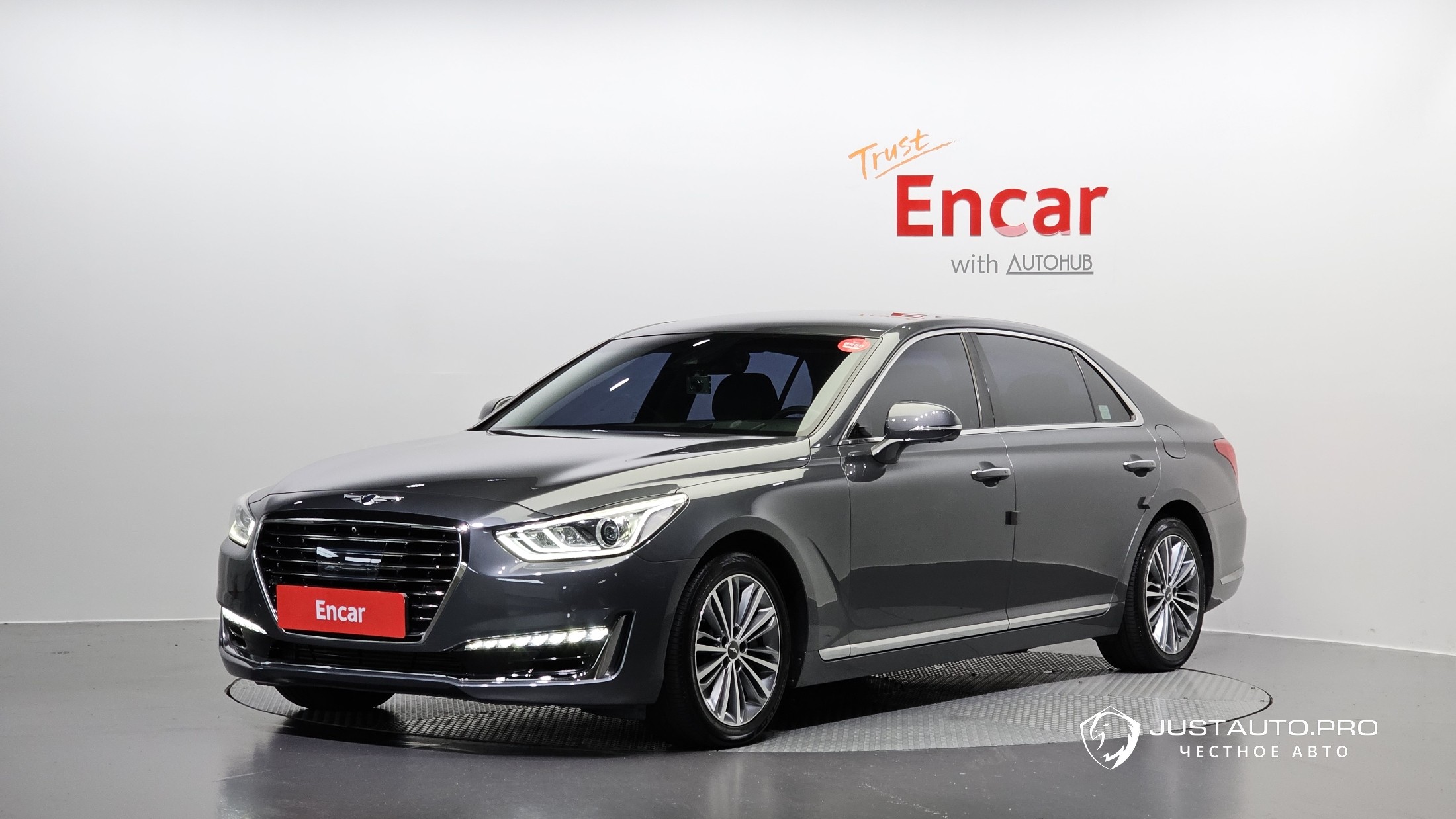 Автомобиль Genesis EQ900