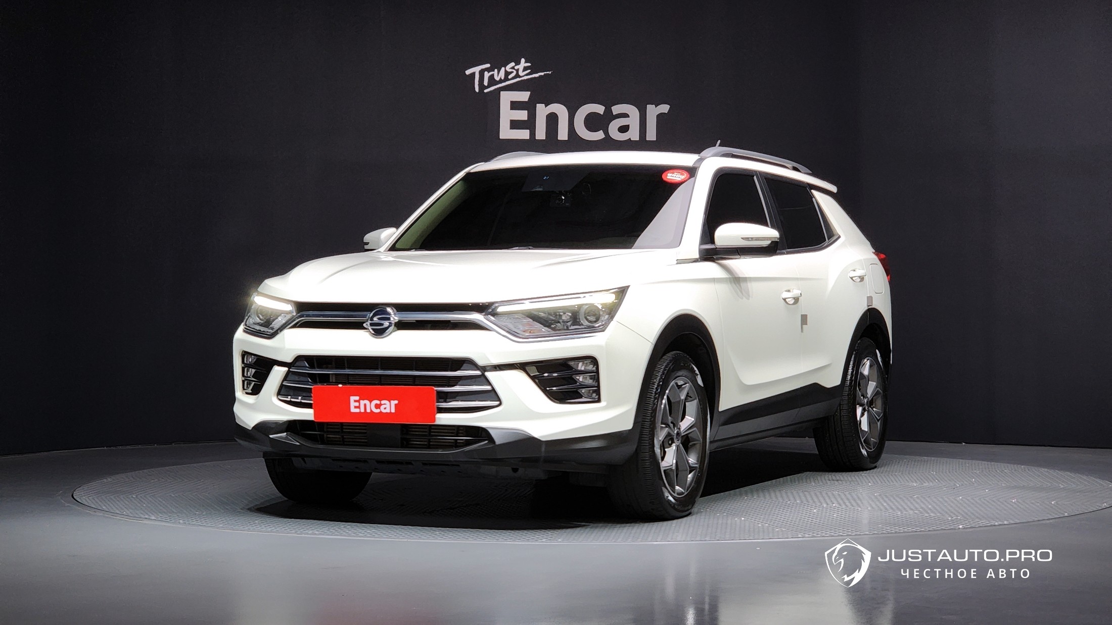 Автомобиль KG_Mobility_Ssangyong KORANDO