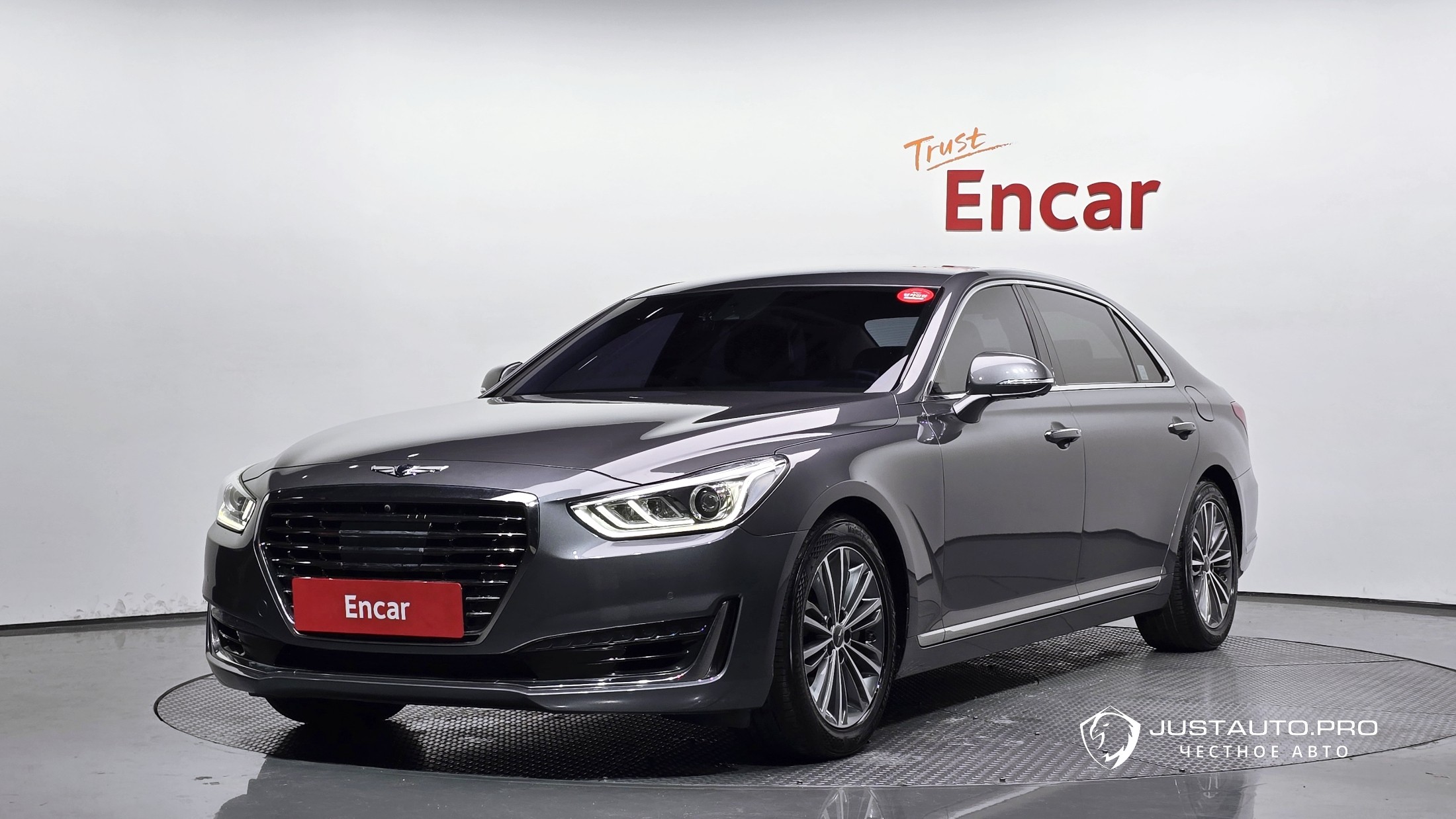 Автомобиль Genesis EQ900