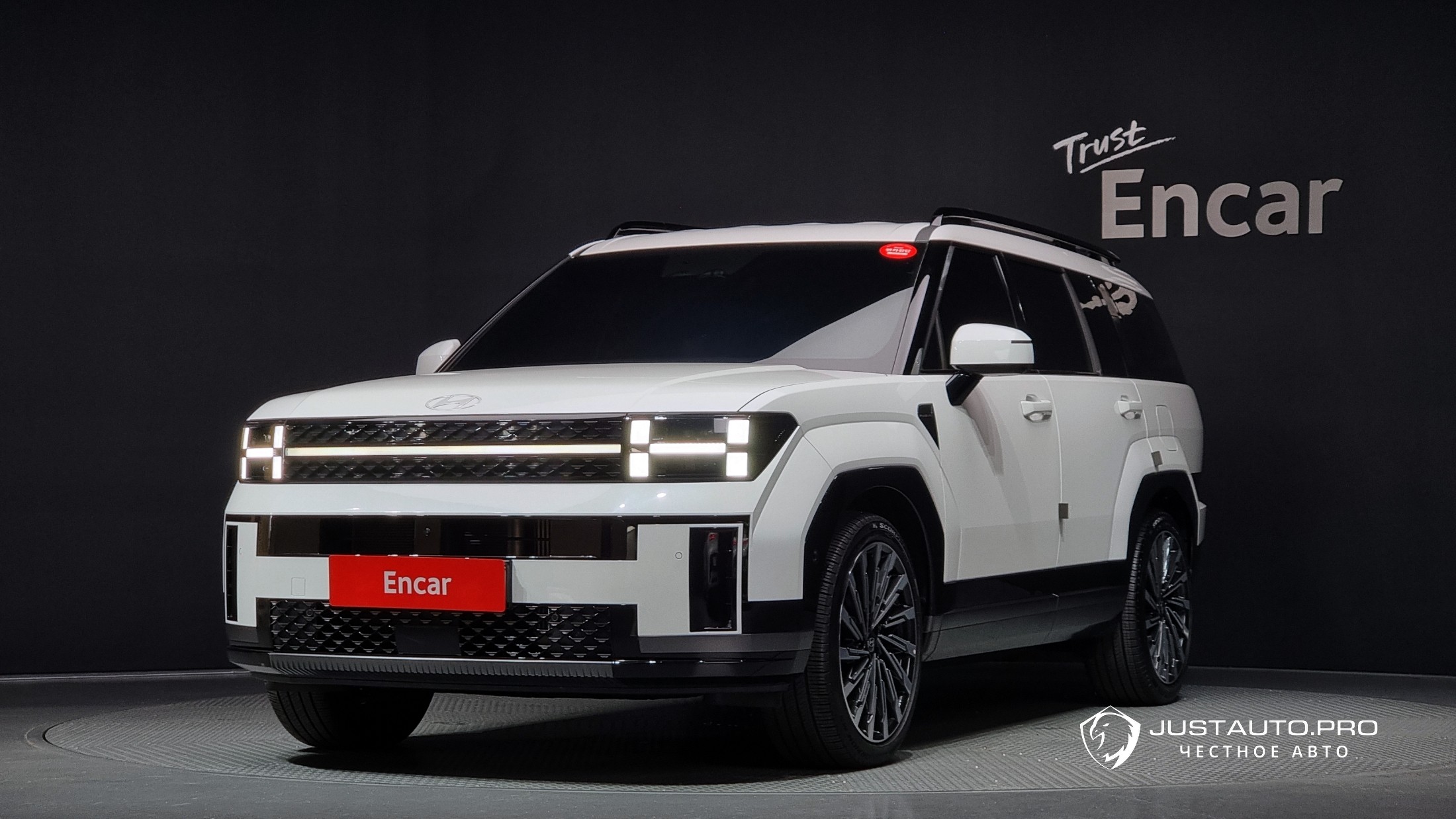 Автомобиль Hyundai Santafe