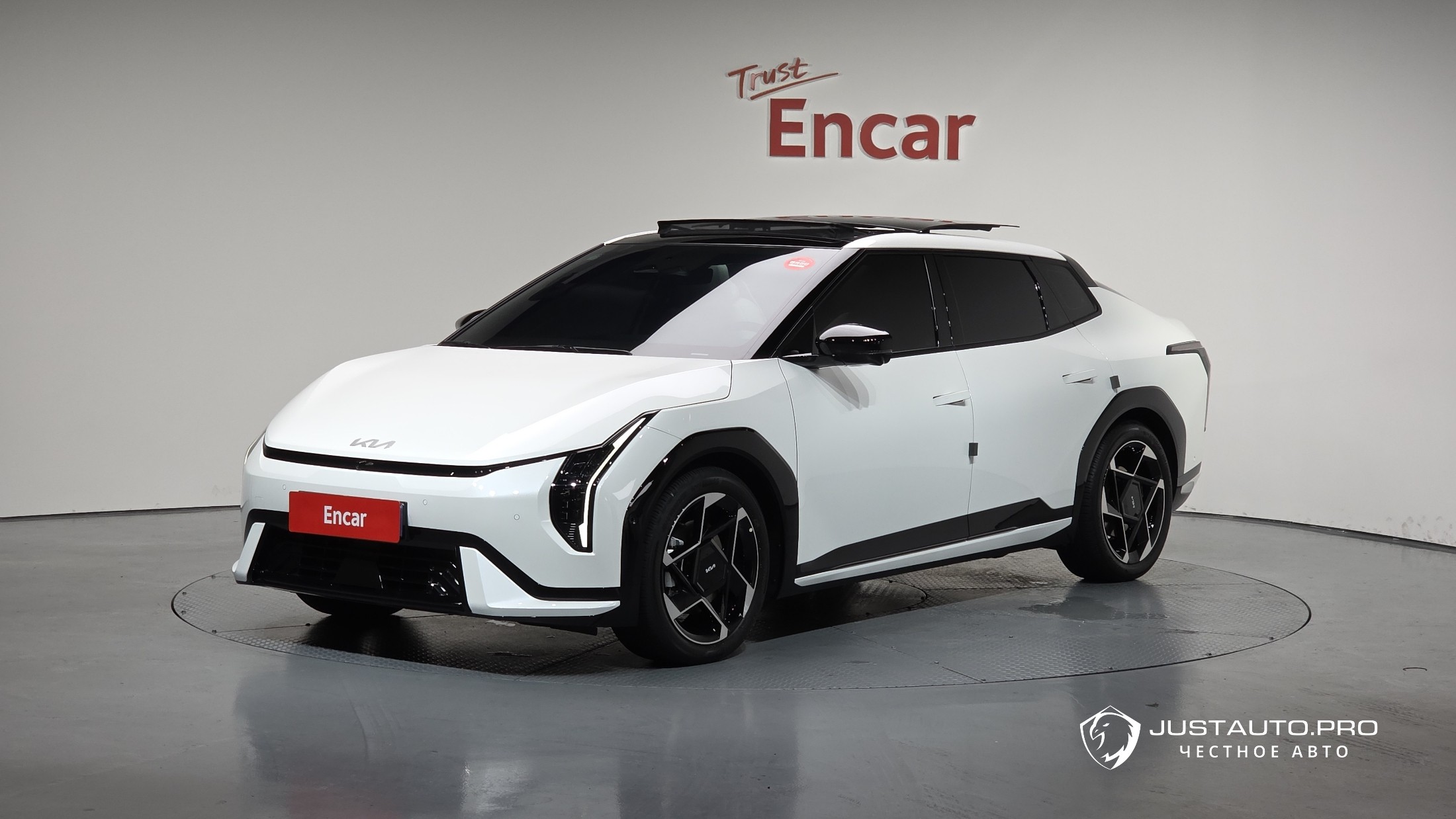Автомобиль Kia EV4