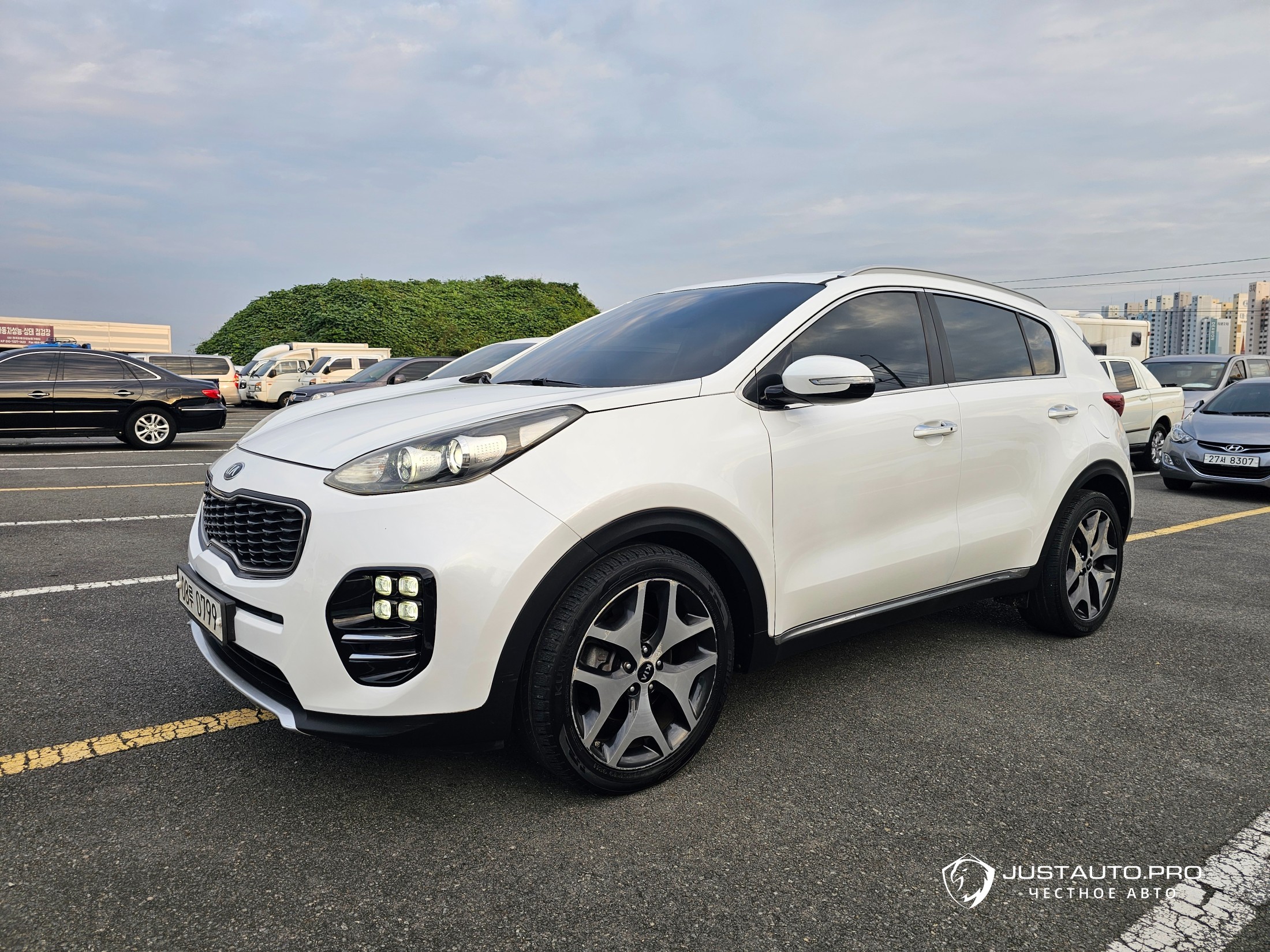 Автомобиль Kia Sportage