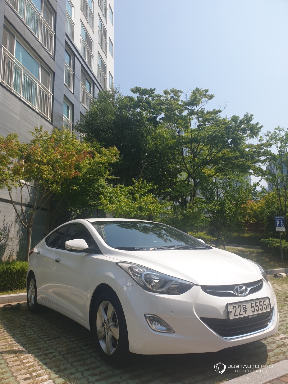 Автомобиль Hyundai AVANTE