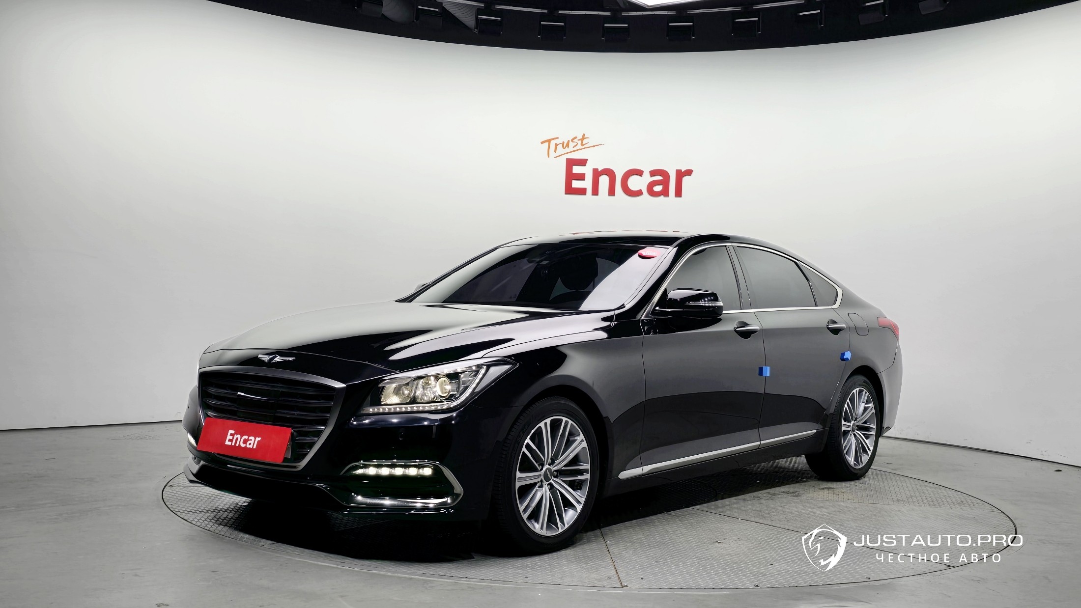 Автомобиль Genesis G80