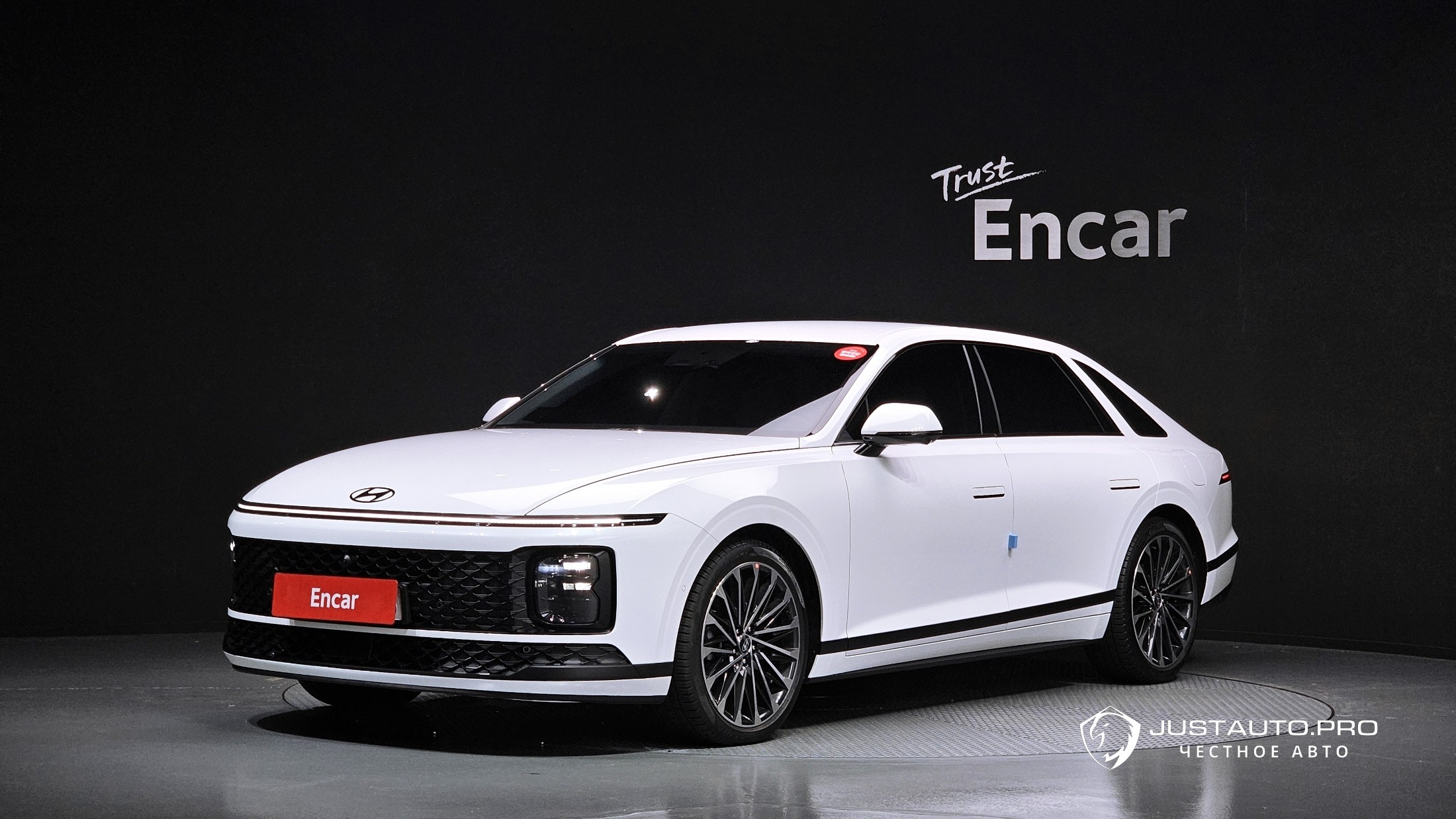 Автомобиль Hyundai Grandeur