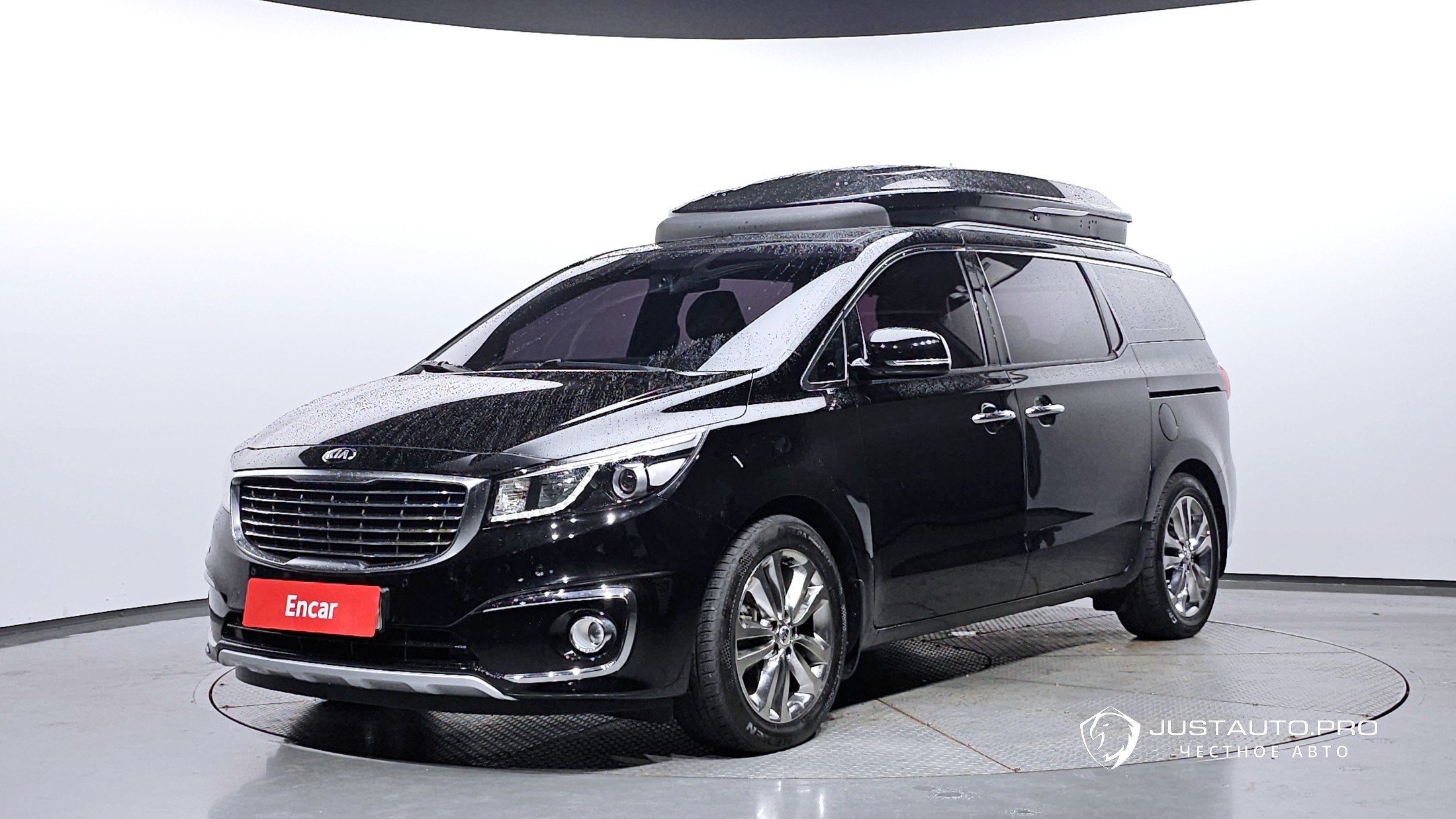 Автомобиль Kia Canival