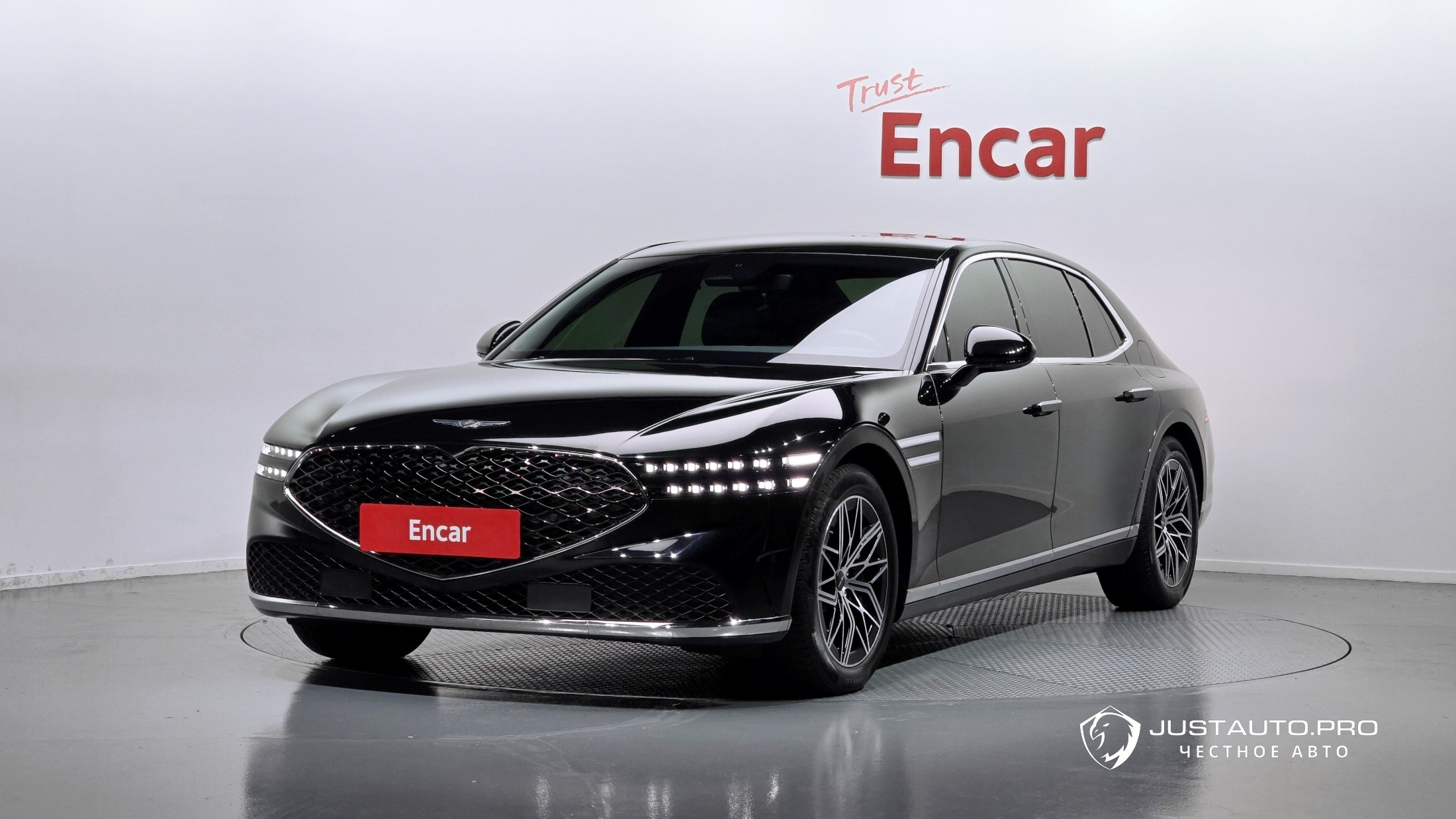 Автомобиль Genesis G90