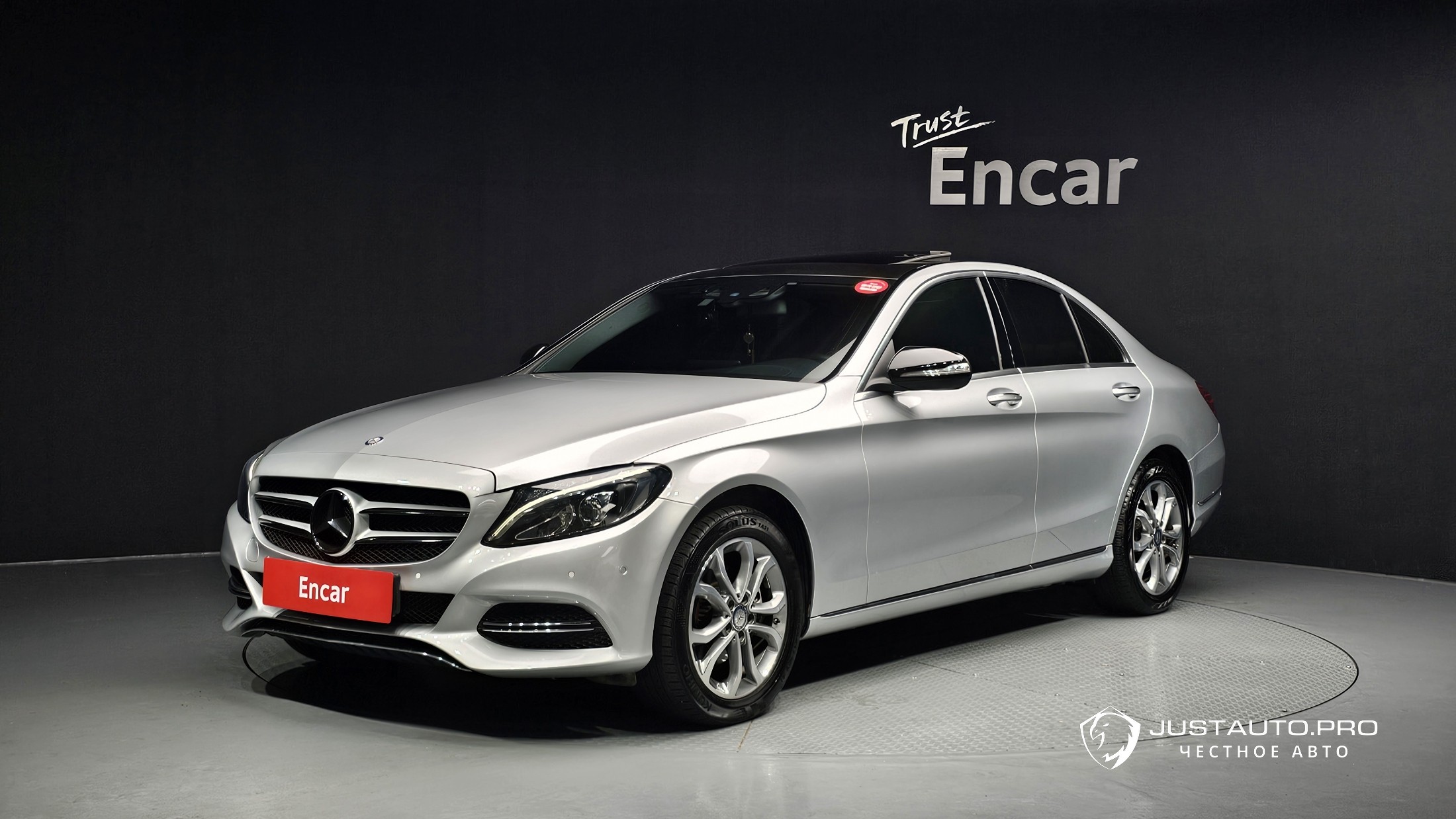 Автомобиль Mercedes-Benz C-Class