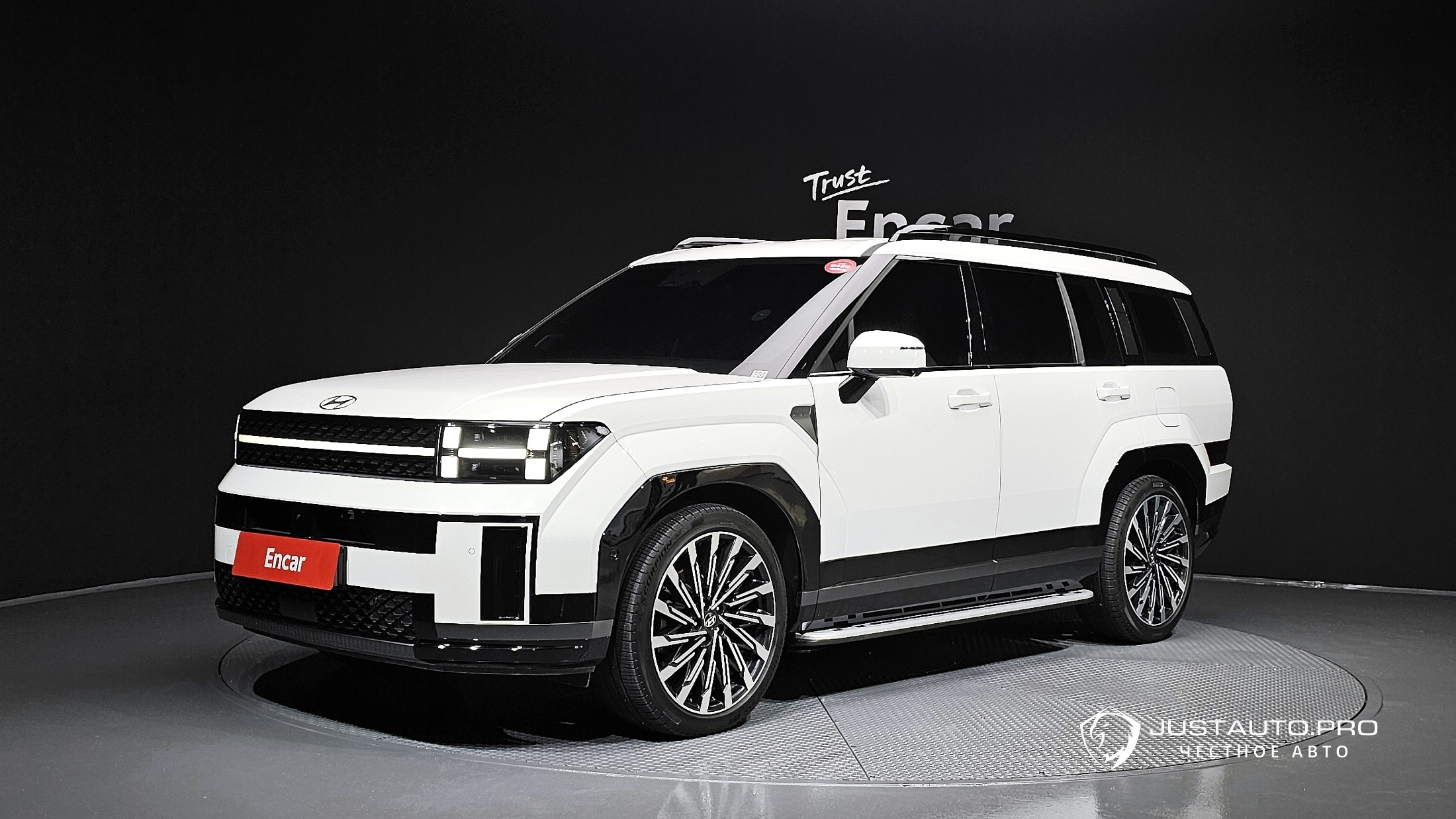 Автомобиль Hyundai Santafe