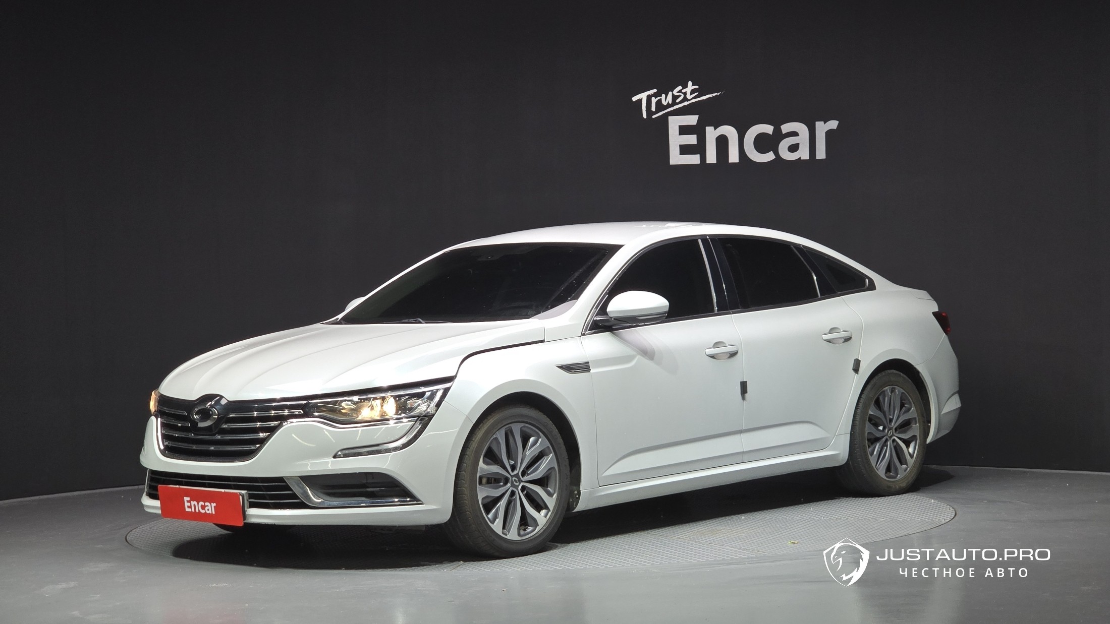 Автомобиль Renault-KoreaSamsung SM6