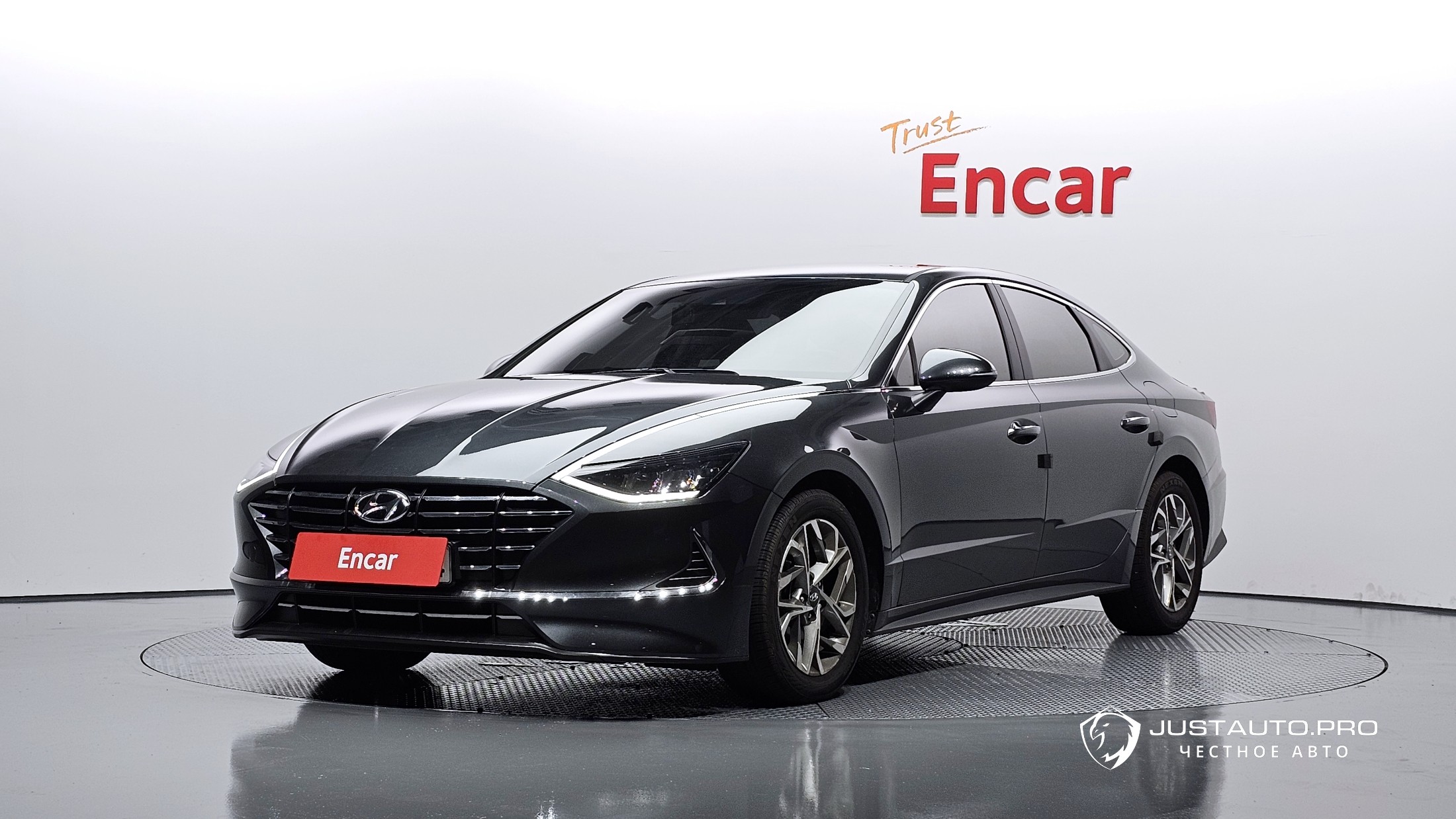 Автомобиль Hyundai Sonata