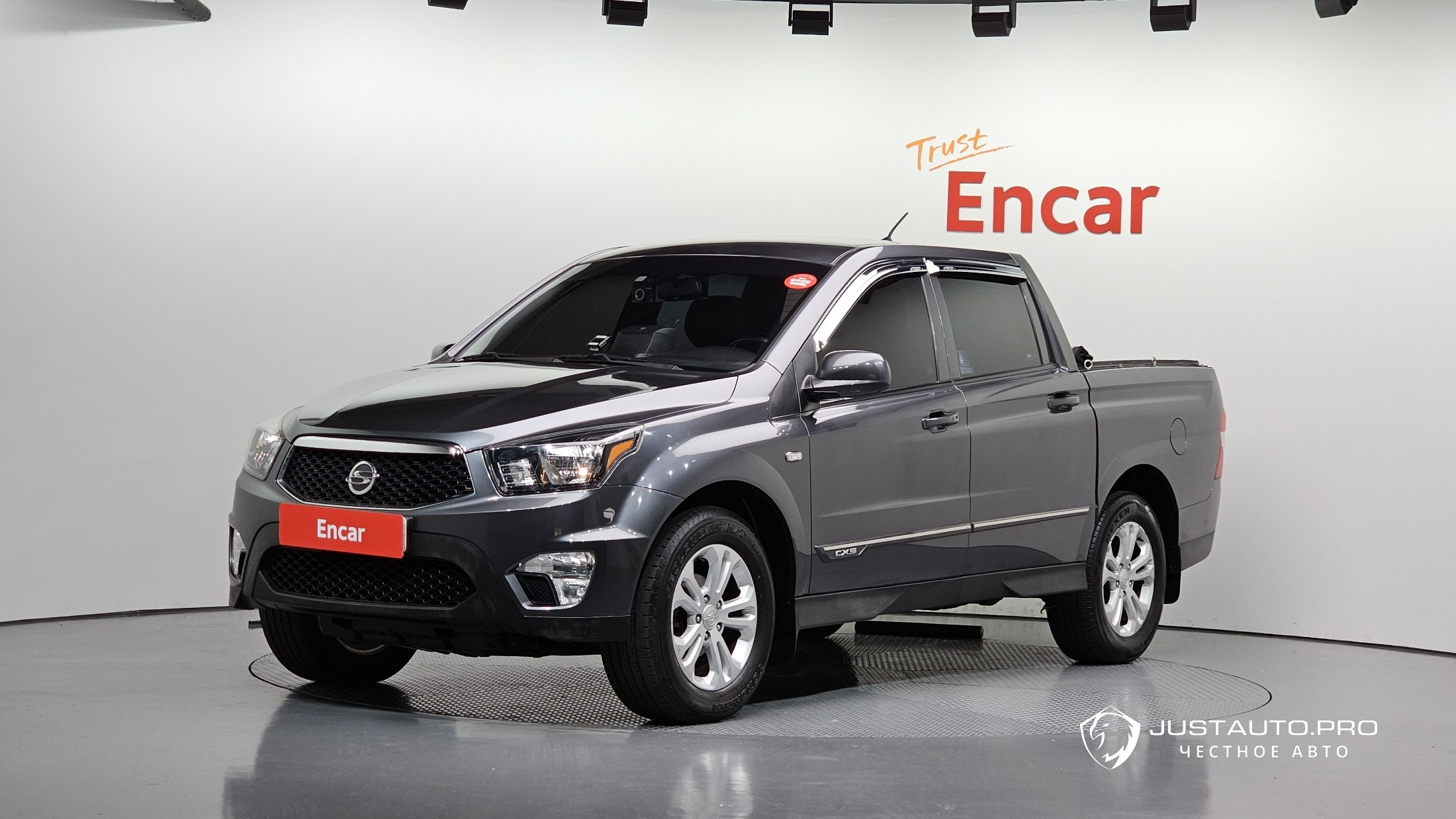 Автомобиль KG_Mobility_Ssangyong KORANDO