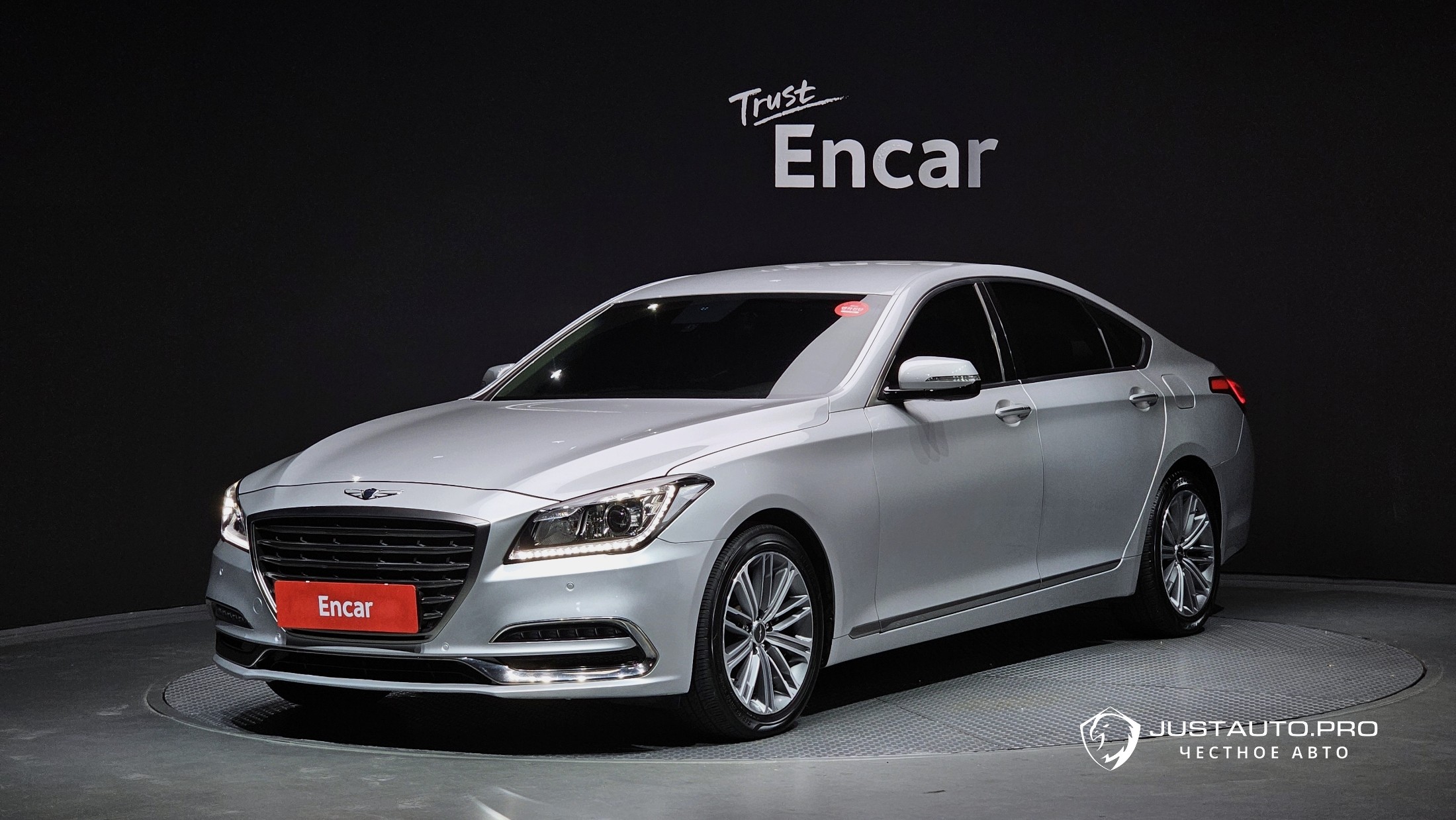 Автомобиль Genesis G80