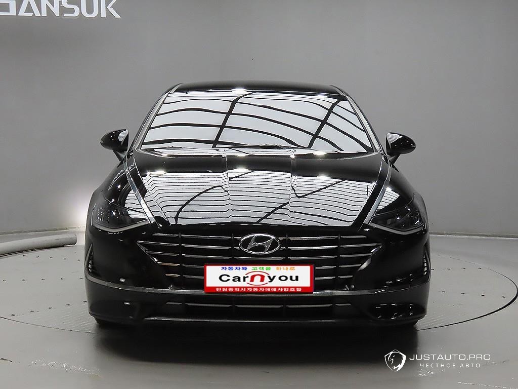 Автомобиль Hyundai Sonata